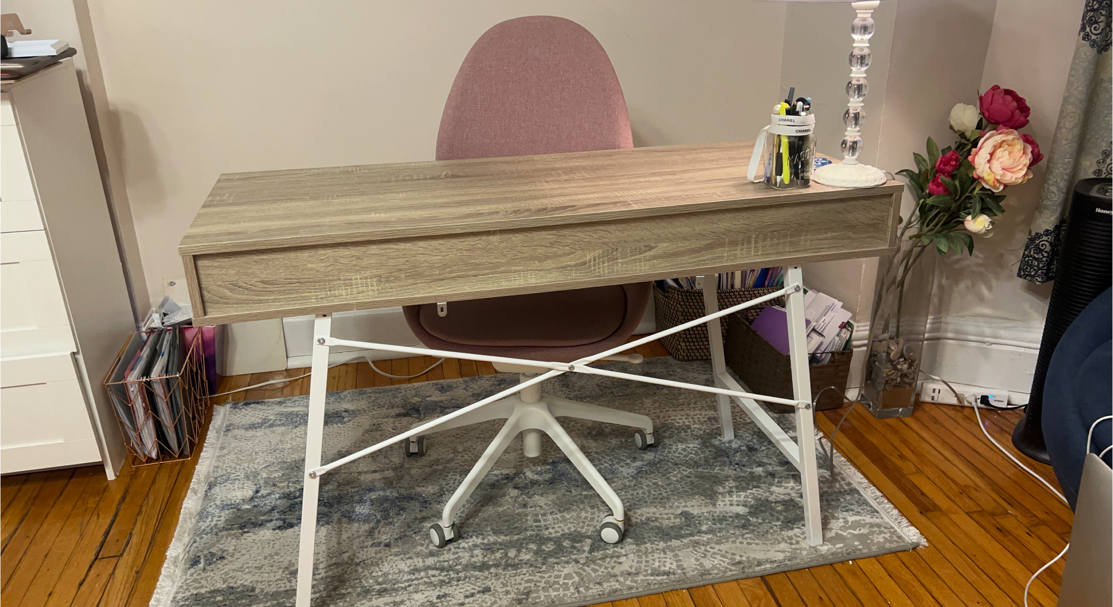 Modern Wood Grain Desk with Drawer and Storage