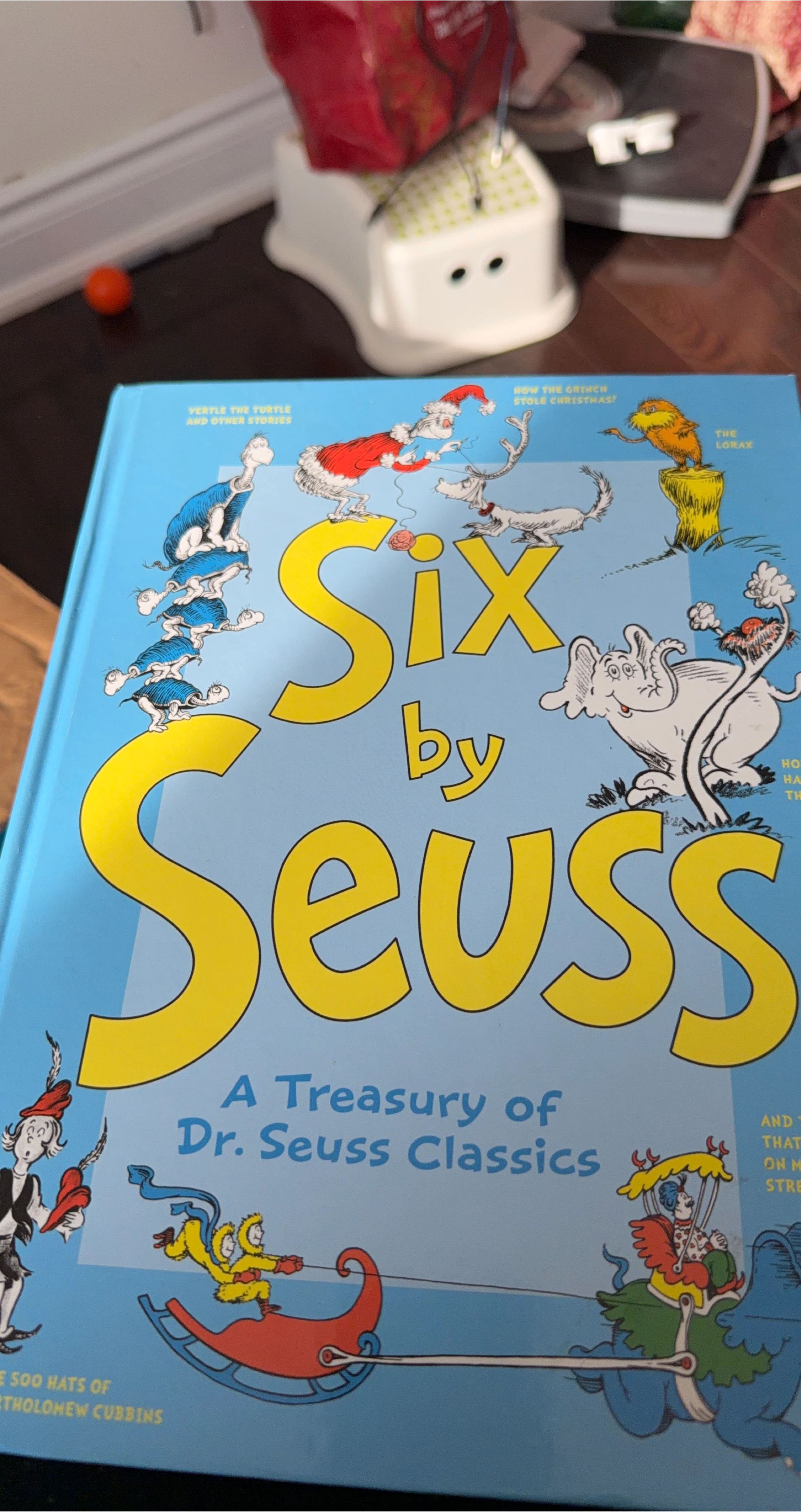 Six by Seuss: A Treasury of Dr. Seuss Classics
