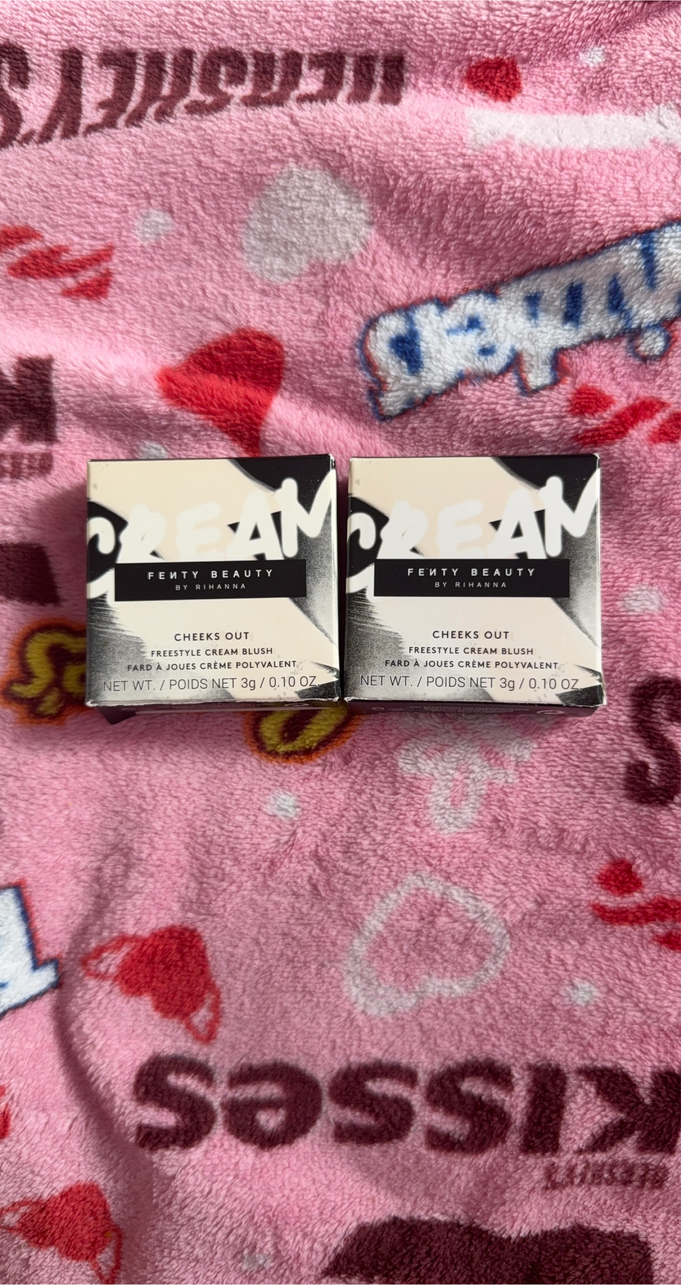 Fenty Beauty Cheeks Out Freestyle Cream Blush - Cool Berry 09