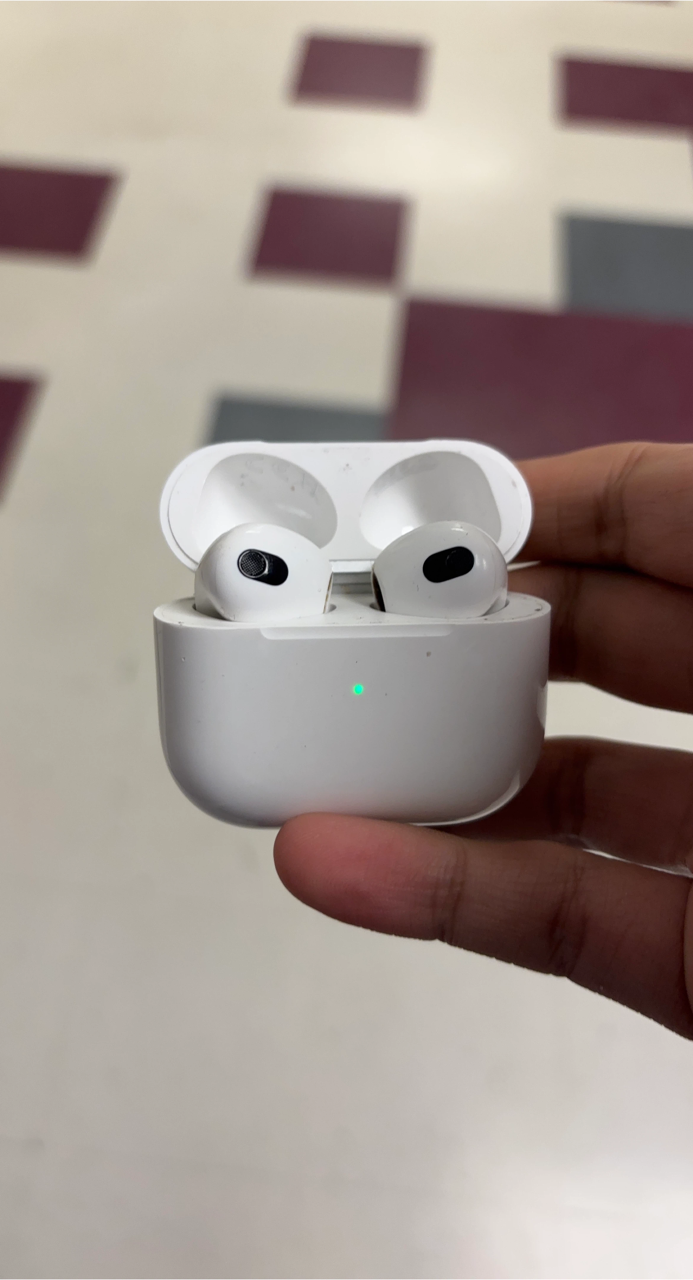 Apple AirPods Pro (1st Generation)