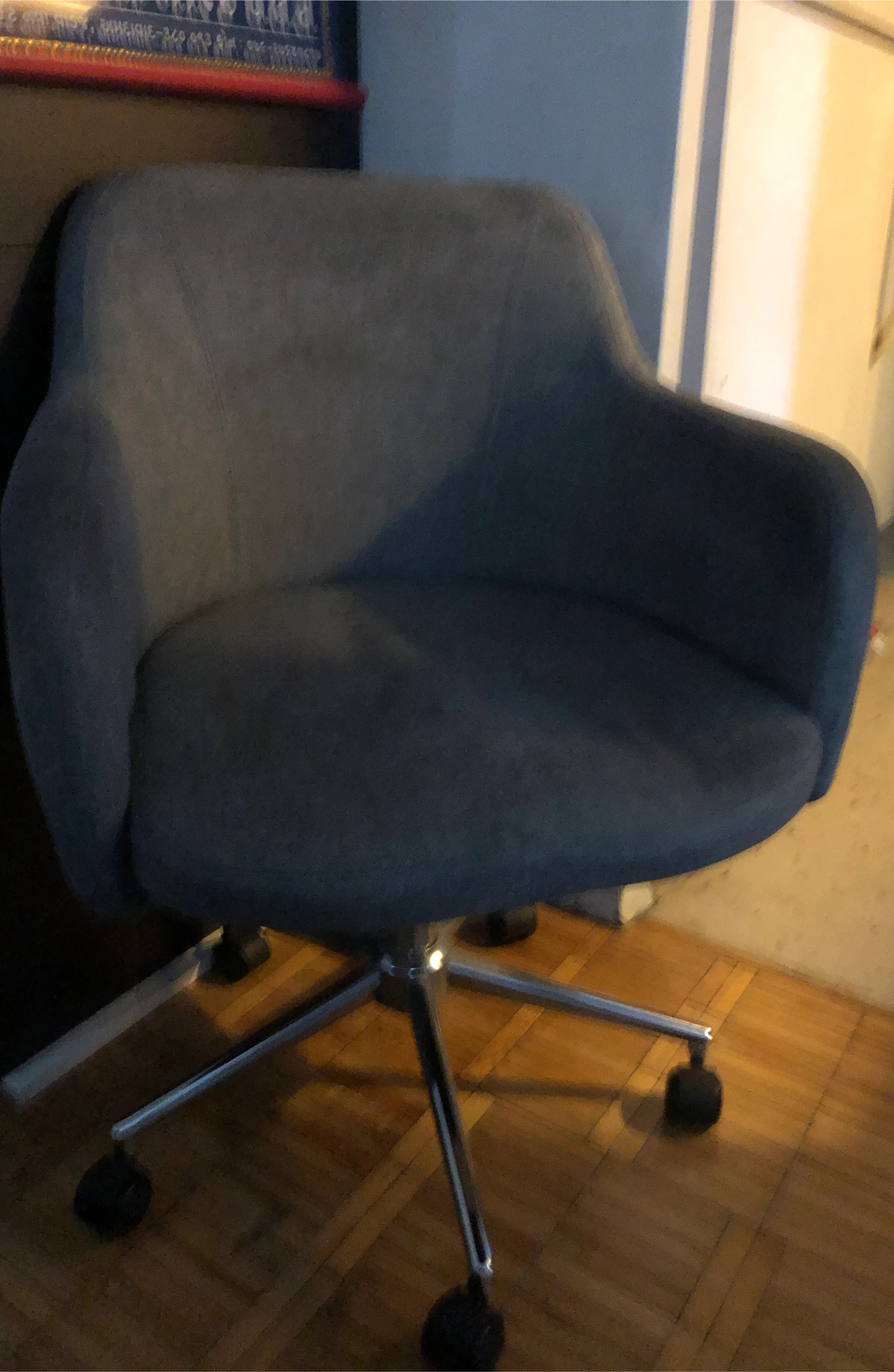 Grey Upholstered Office Chair with Wheels