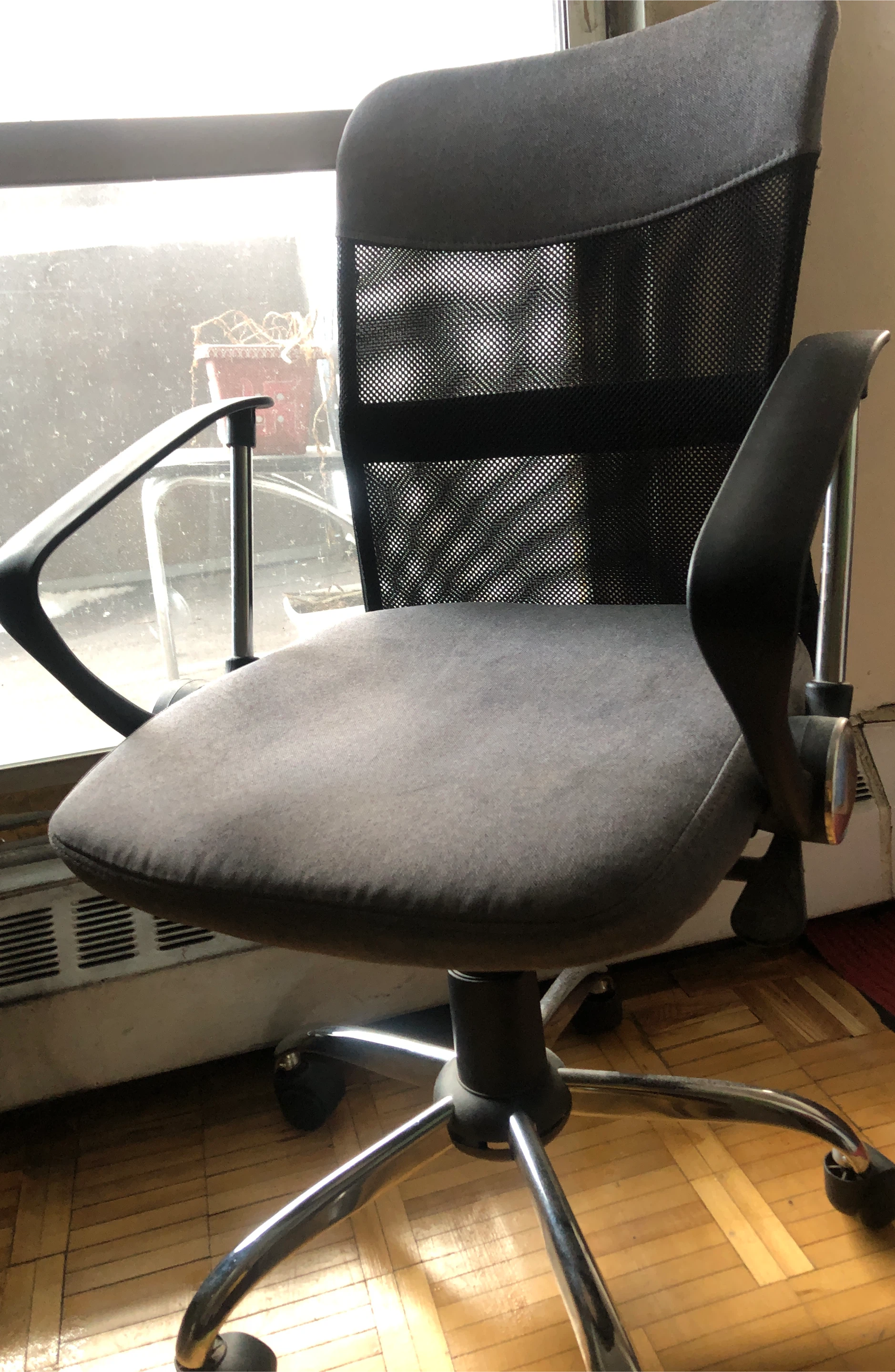 Grey Office Chair with Mesh Back