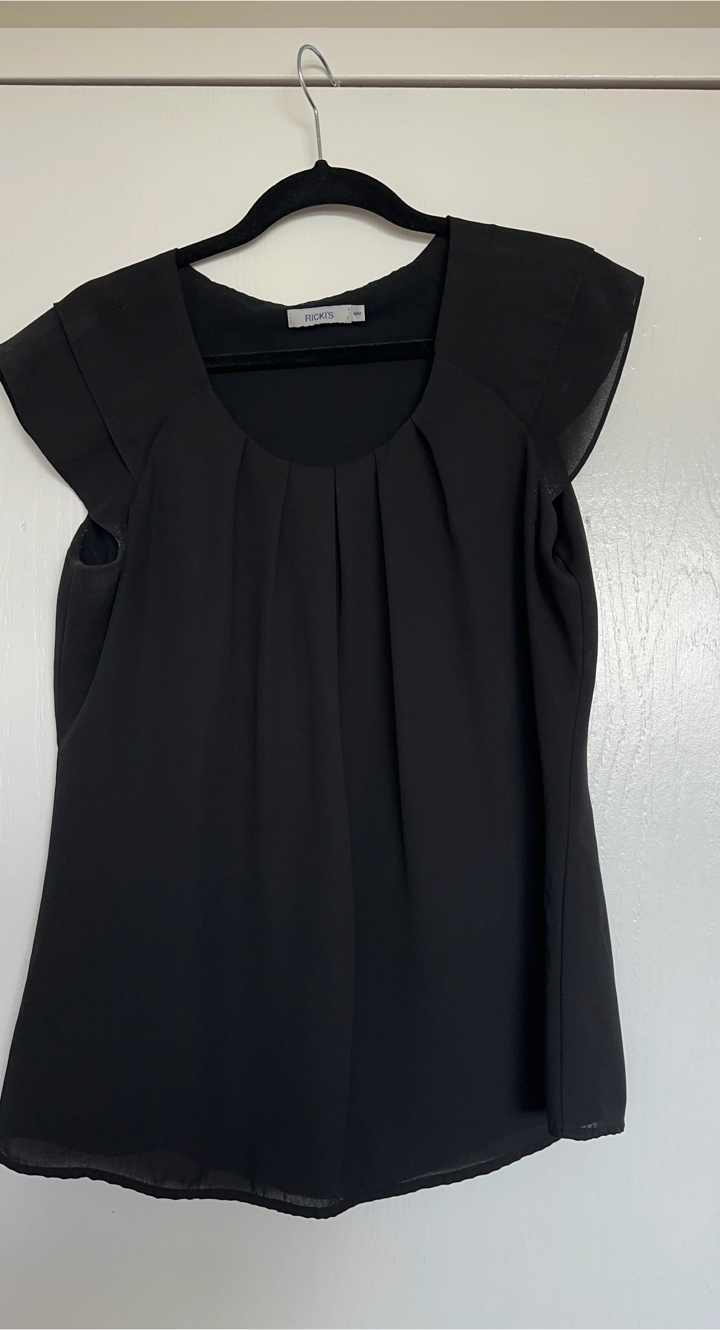 Ricki's Black Cap Sleeve Blouse