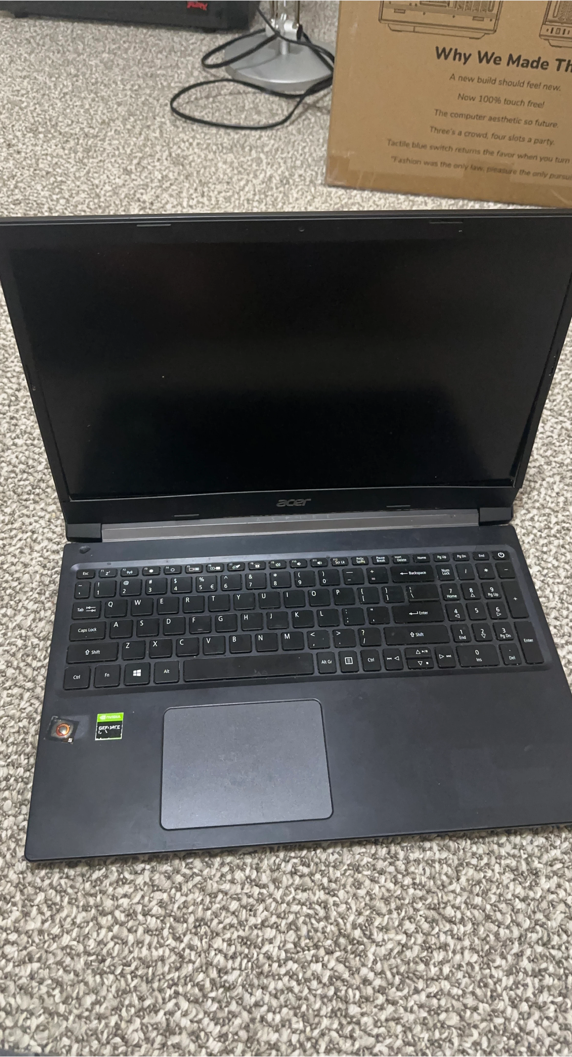 Acer aspire 715-42G READ DESCRIPTION