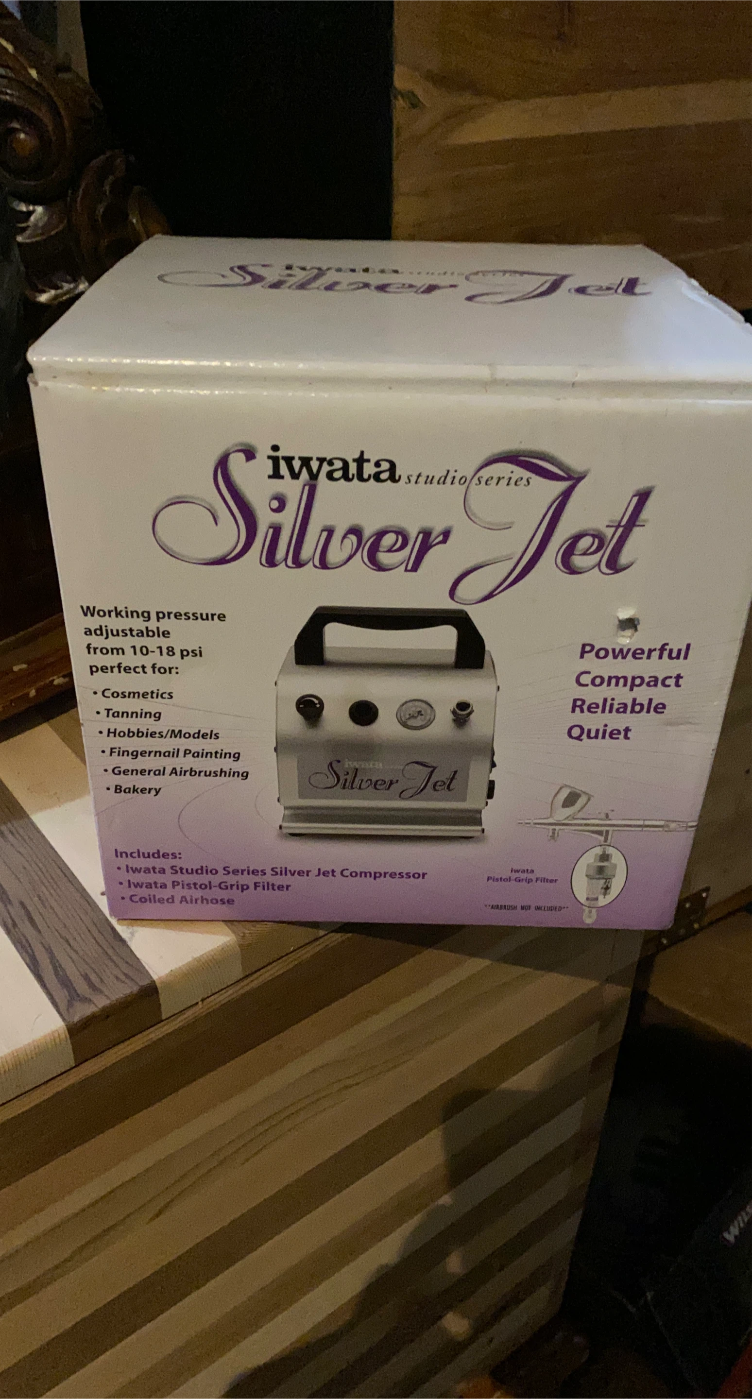 Iwata Studio Series Silver Jet Airbrush Compressor Kit