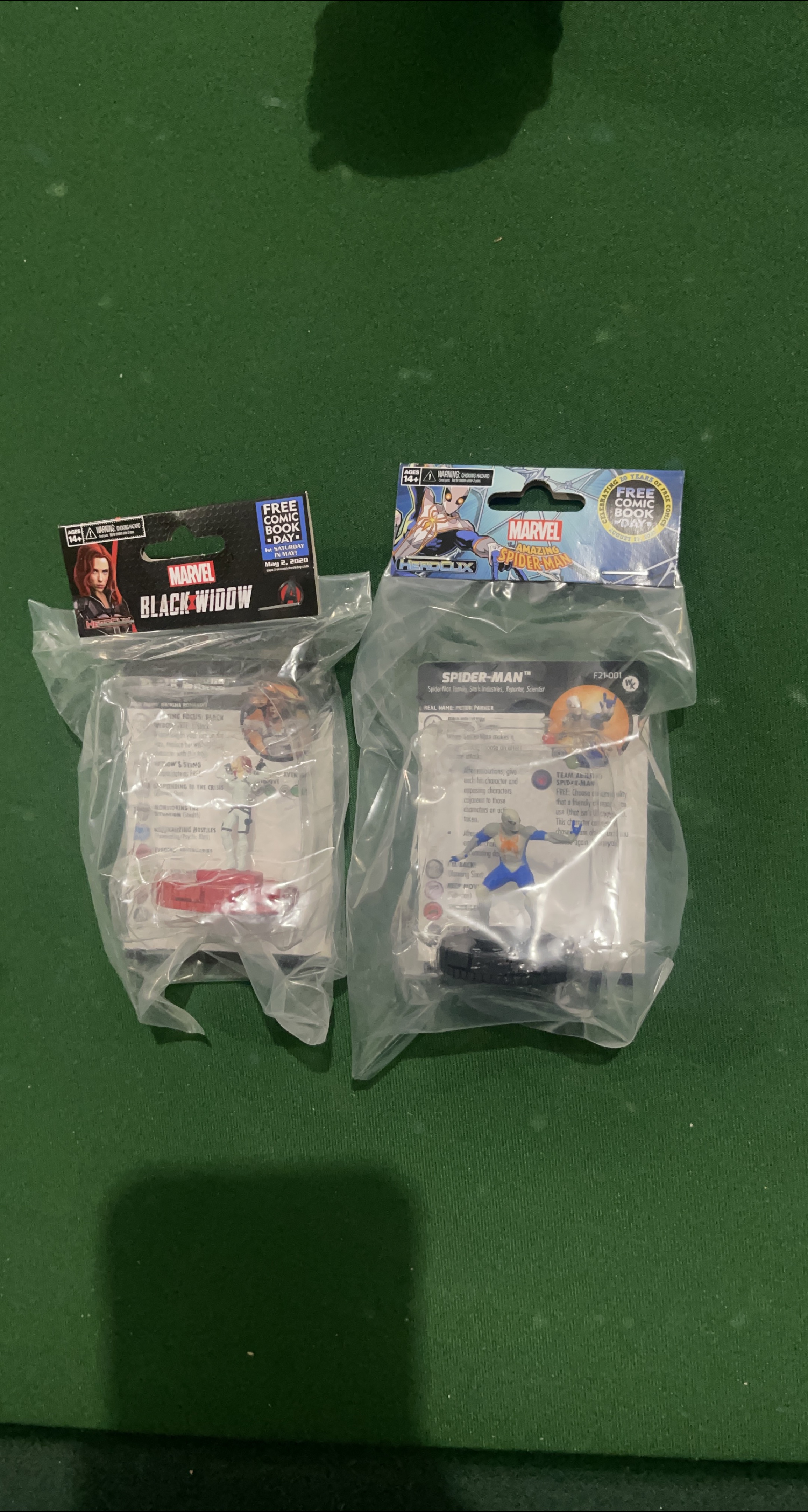Marvel Heroclix Spider-Man & Black Widow Figures