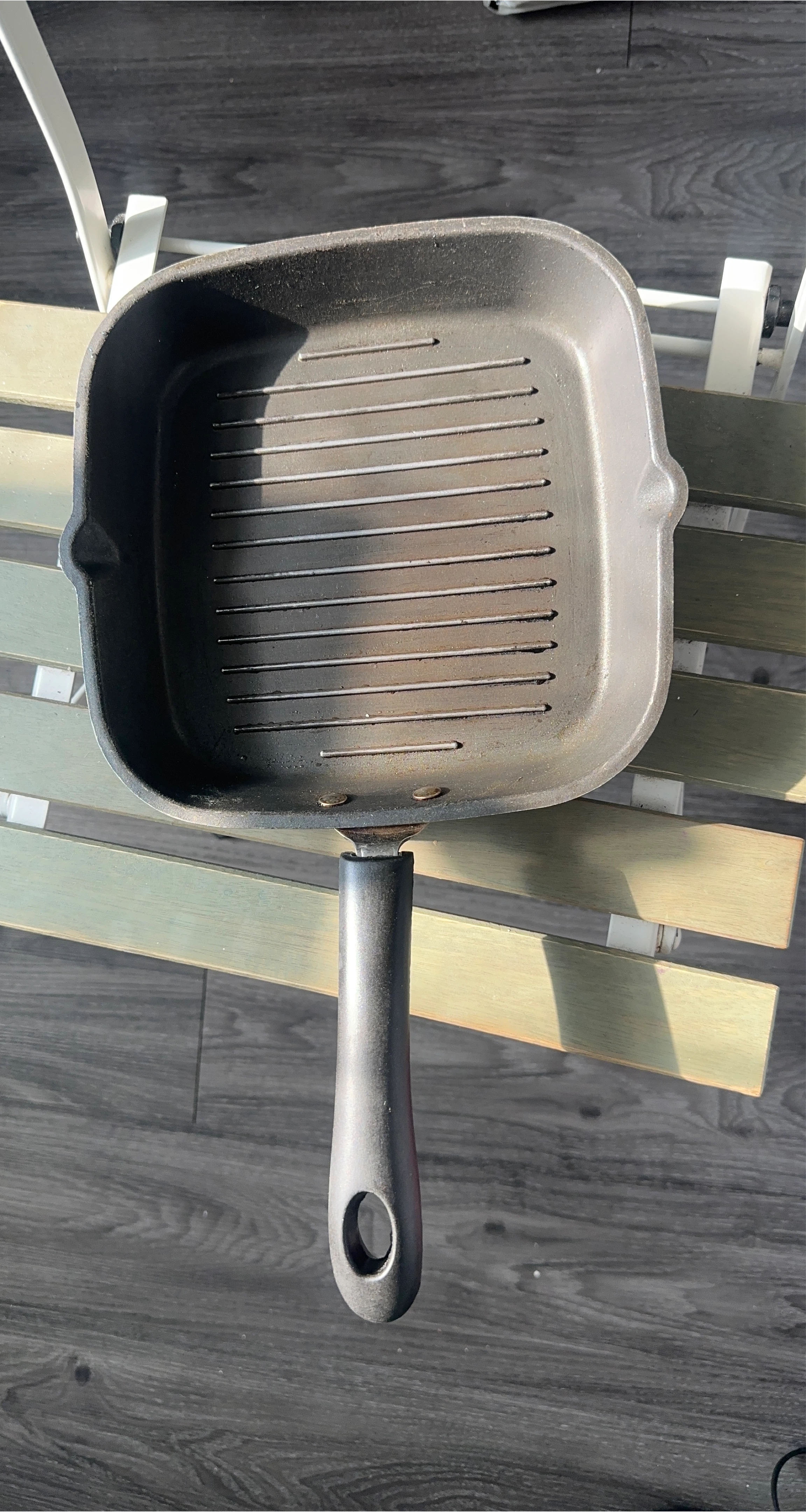 Square Grill Pan with Handle