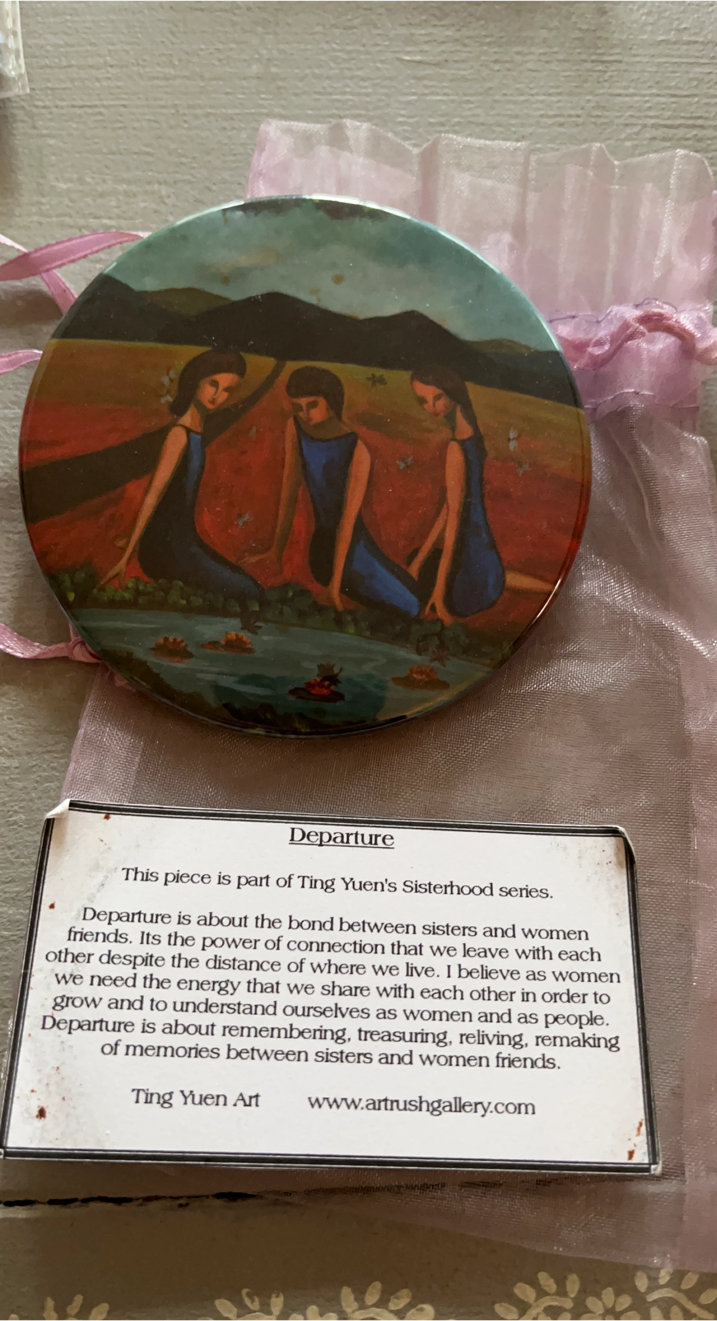Ting Yuen Art 'Departure' Sisterhood Series Round Plate