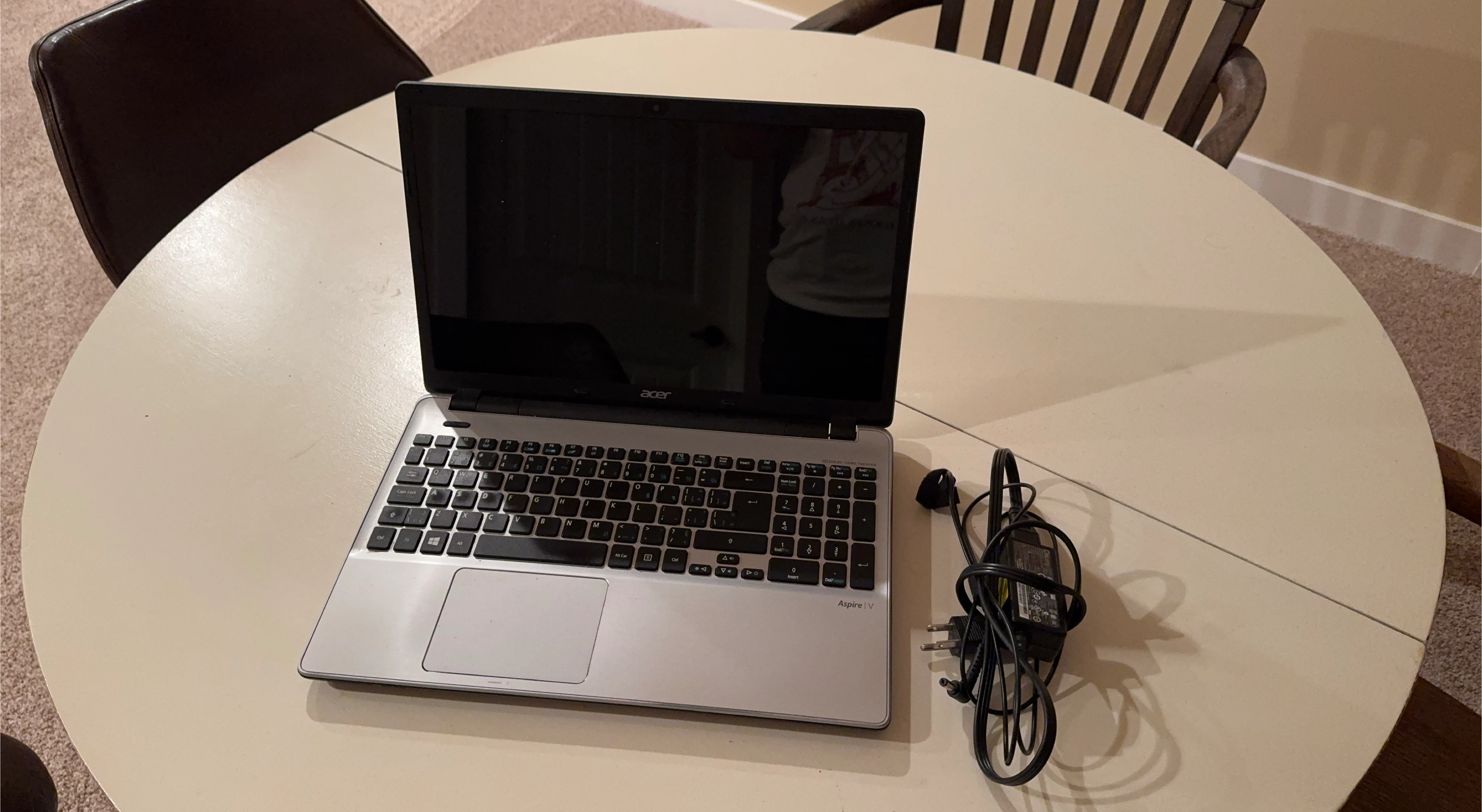 🥕Acer Aspire V Laptop