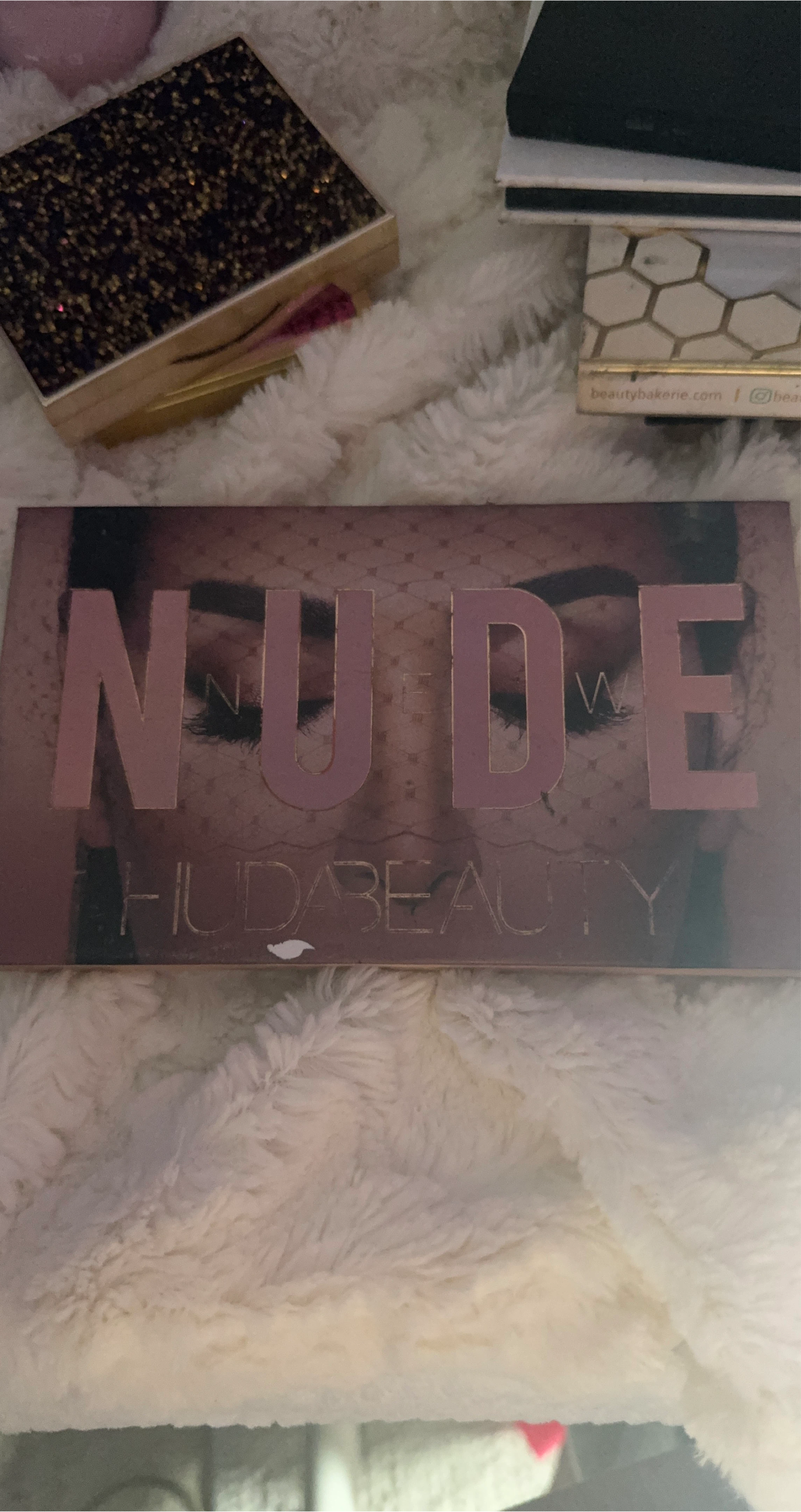 HUDA BEAUTY Nude Obsessions Eyeshadow Palette