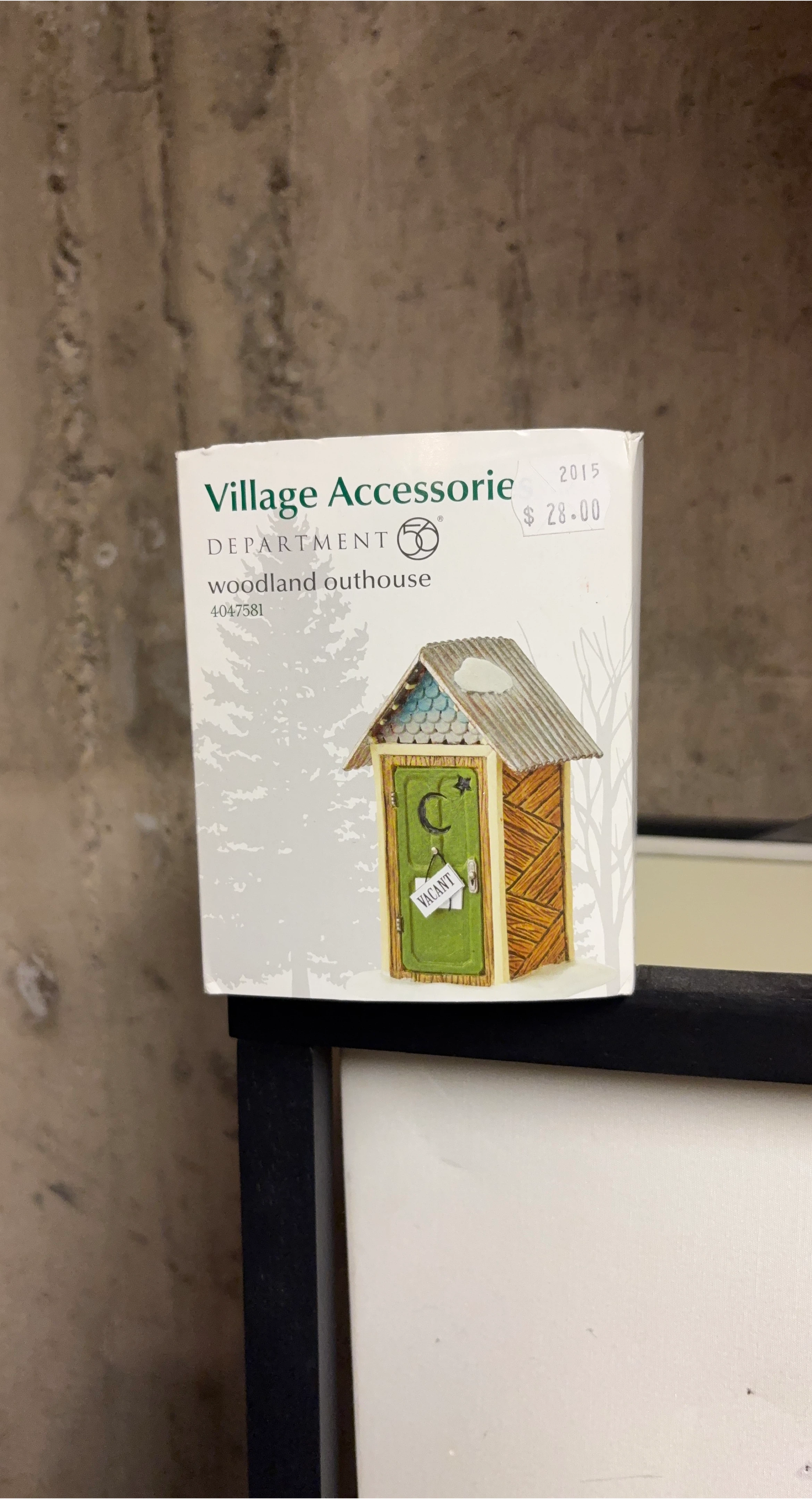 Village Accessories Woodland Outhouse Decoration