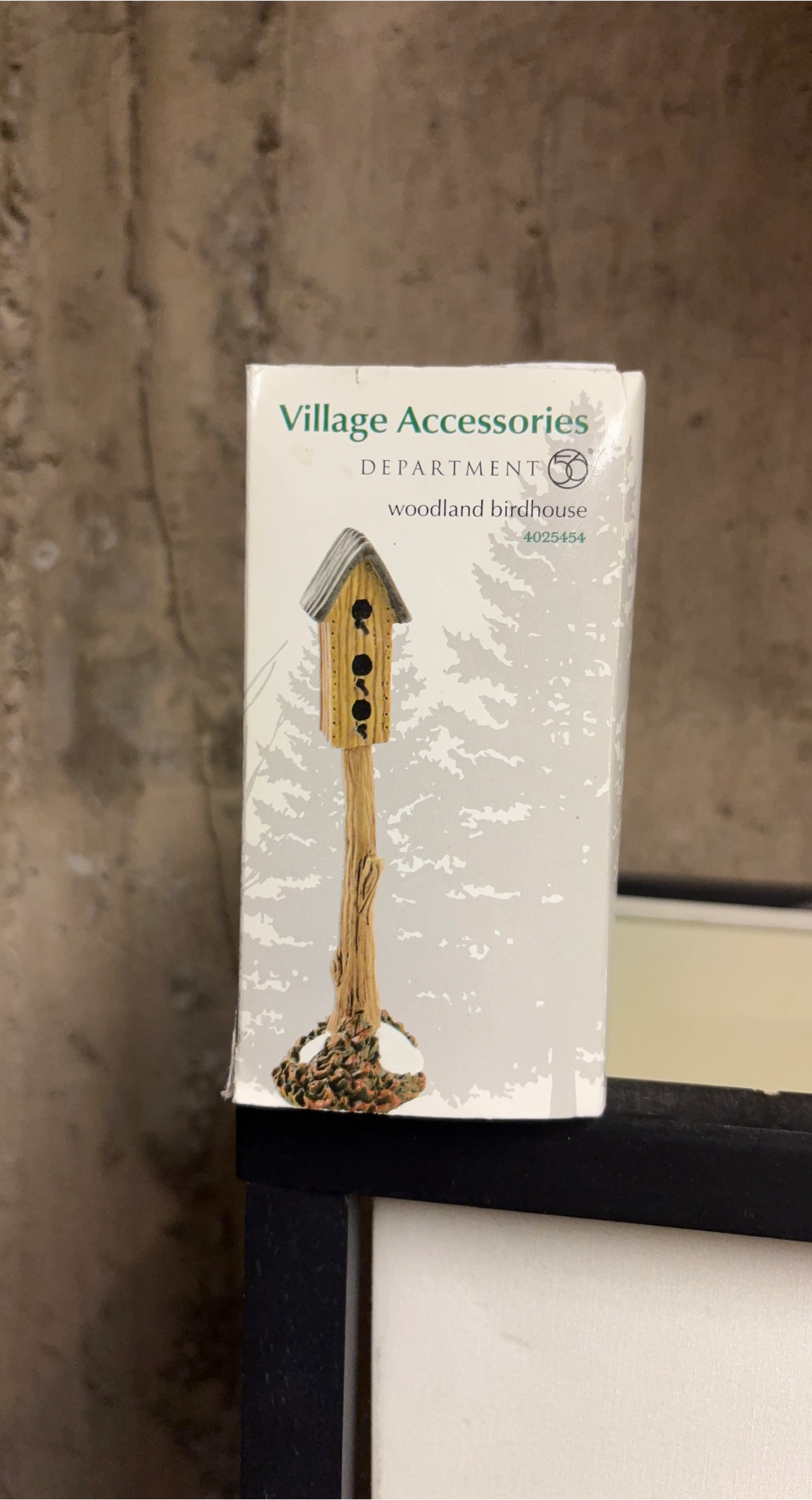 Village Accessories Woodland Birdhouse