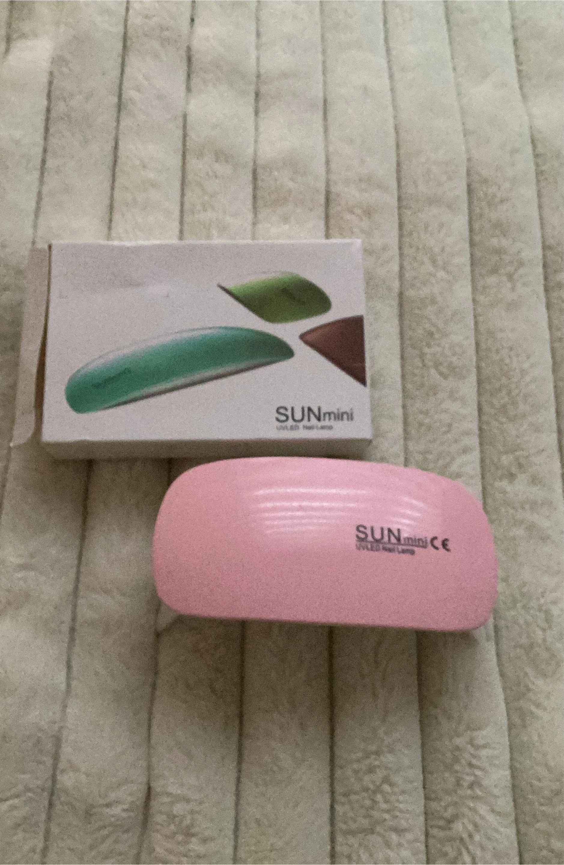 SUNmini UV LED Nail Lamp