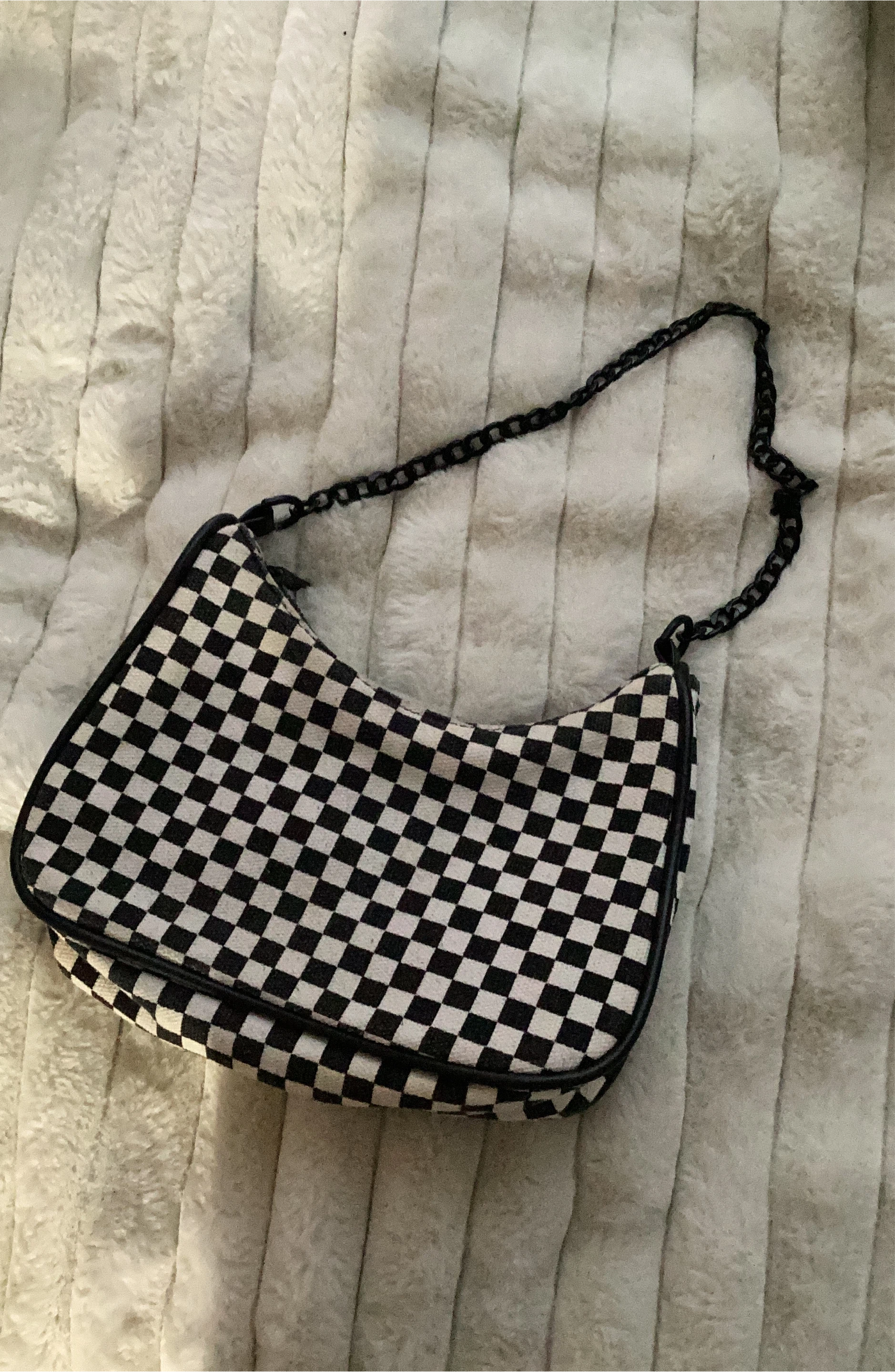 Checkerboard Pattern Shoulder Bag with Chain Strap