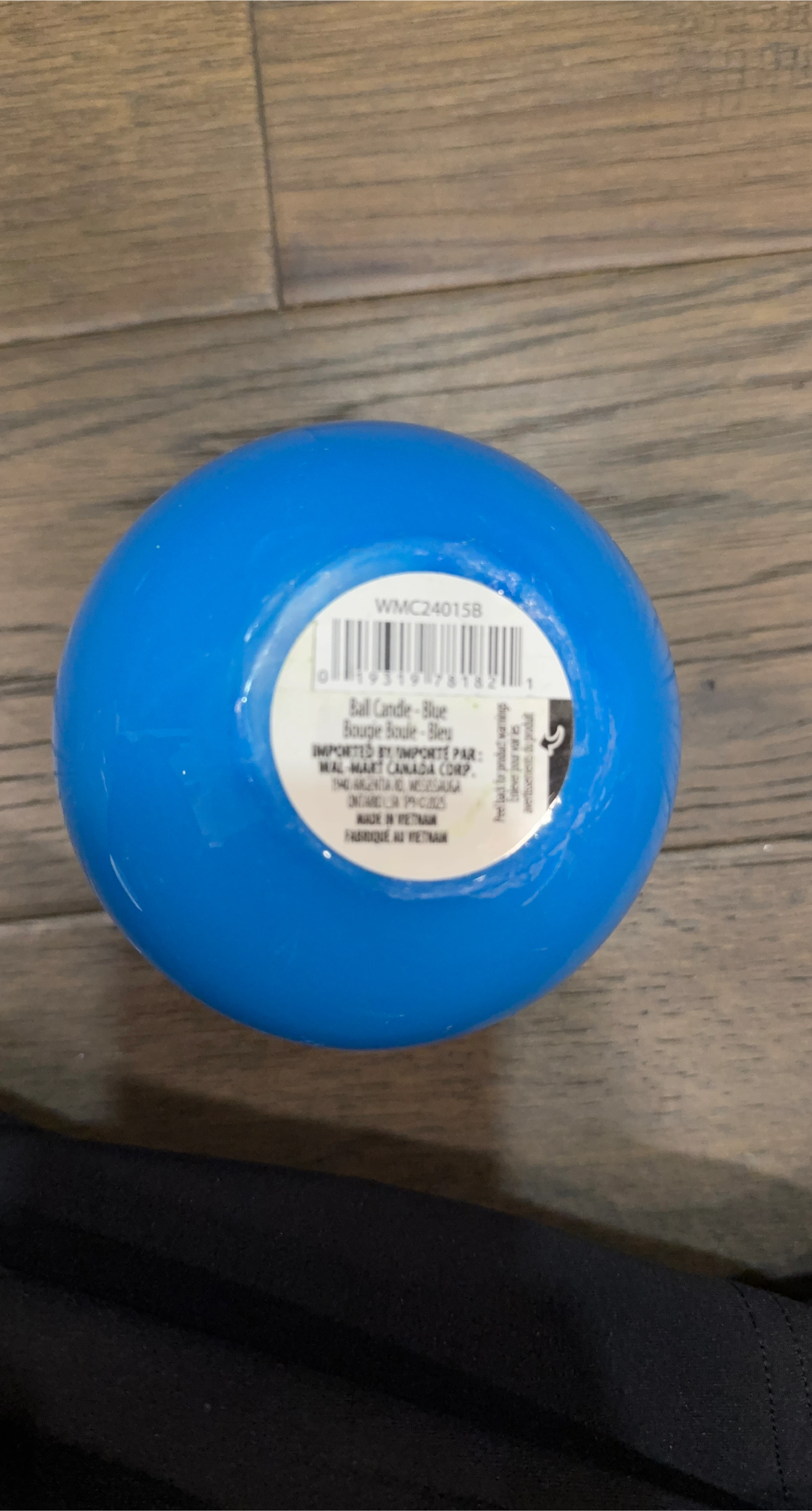 🥕 Blue Ball Candle