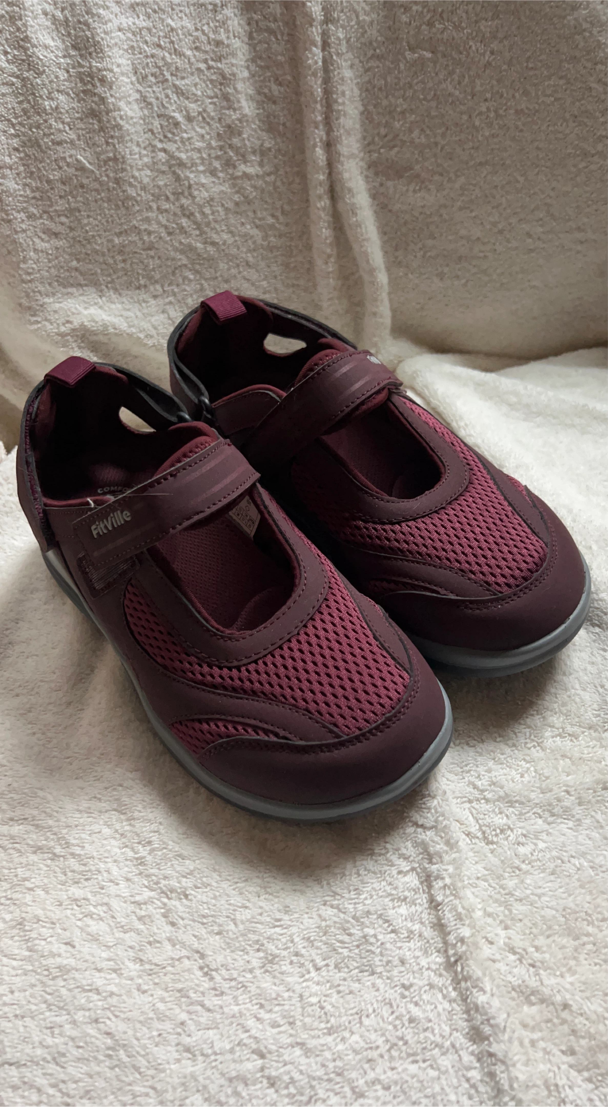 FitVille Women's FlexiWalk Mary Jane Shoes Size 6.5EW