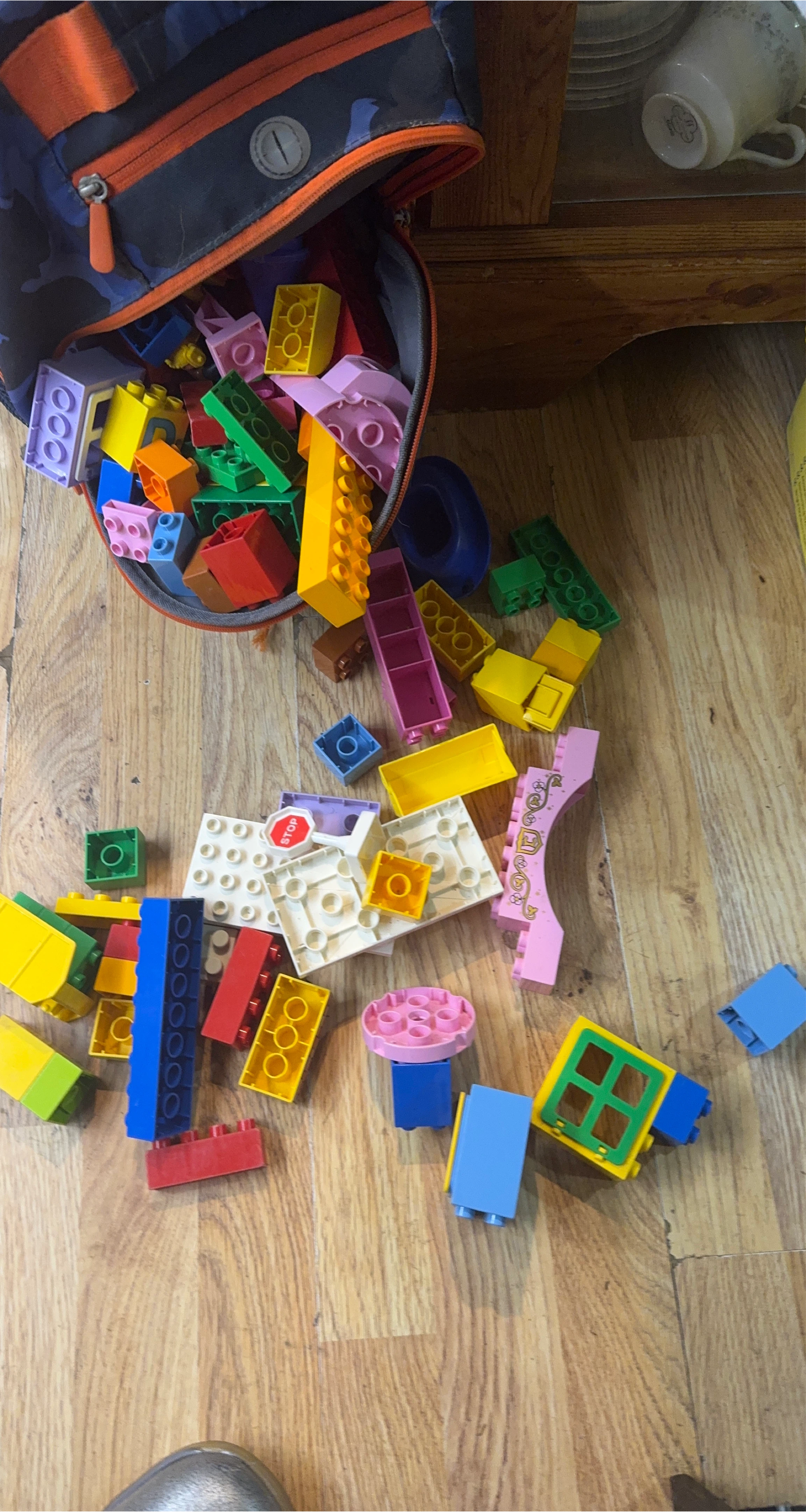 Assorted Building Blocks Toy Set