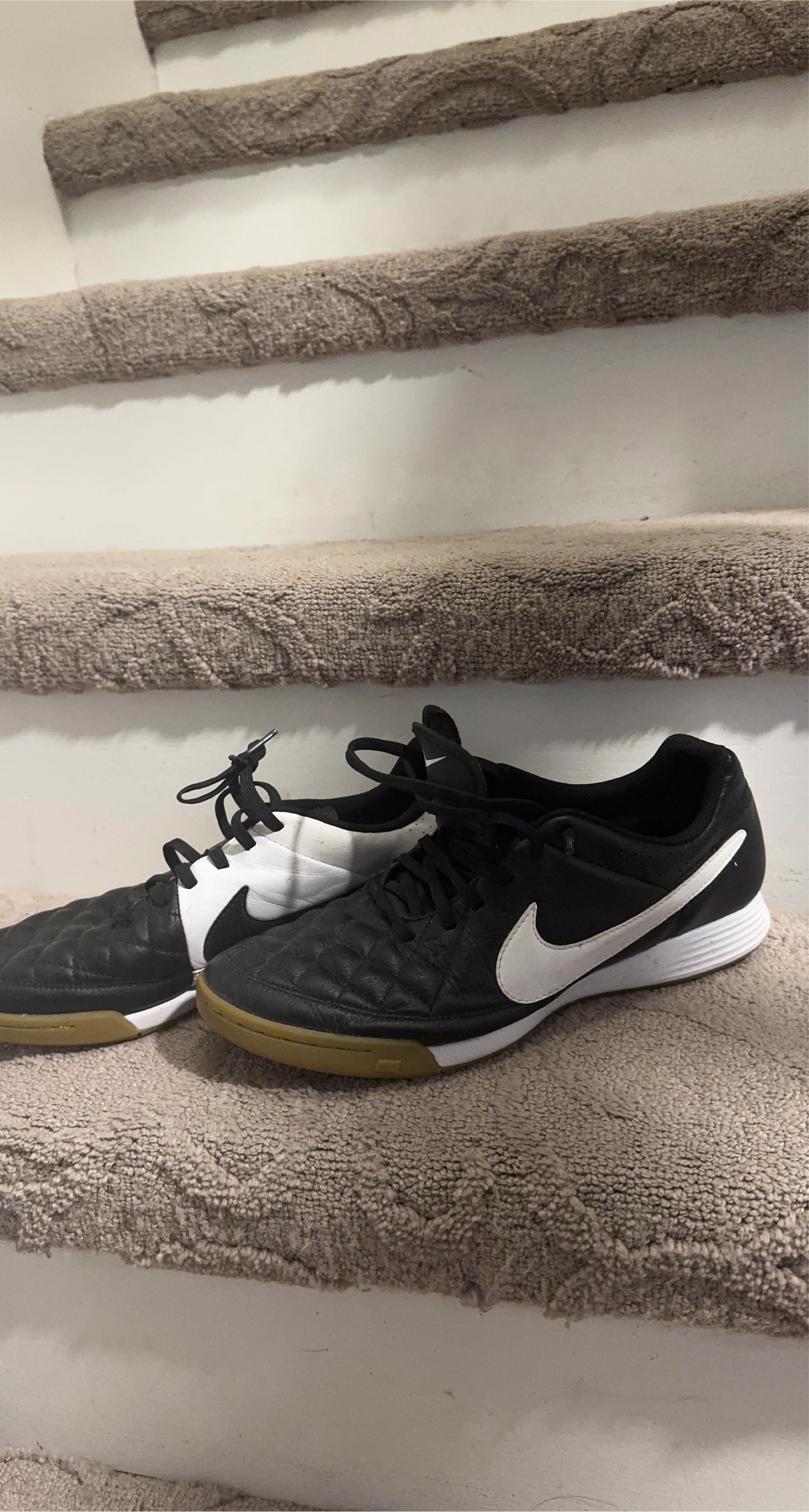 Nike Tiempo Indoor Soccer Shoes