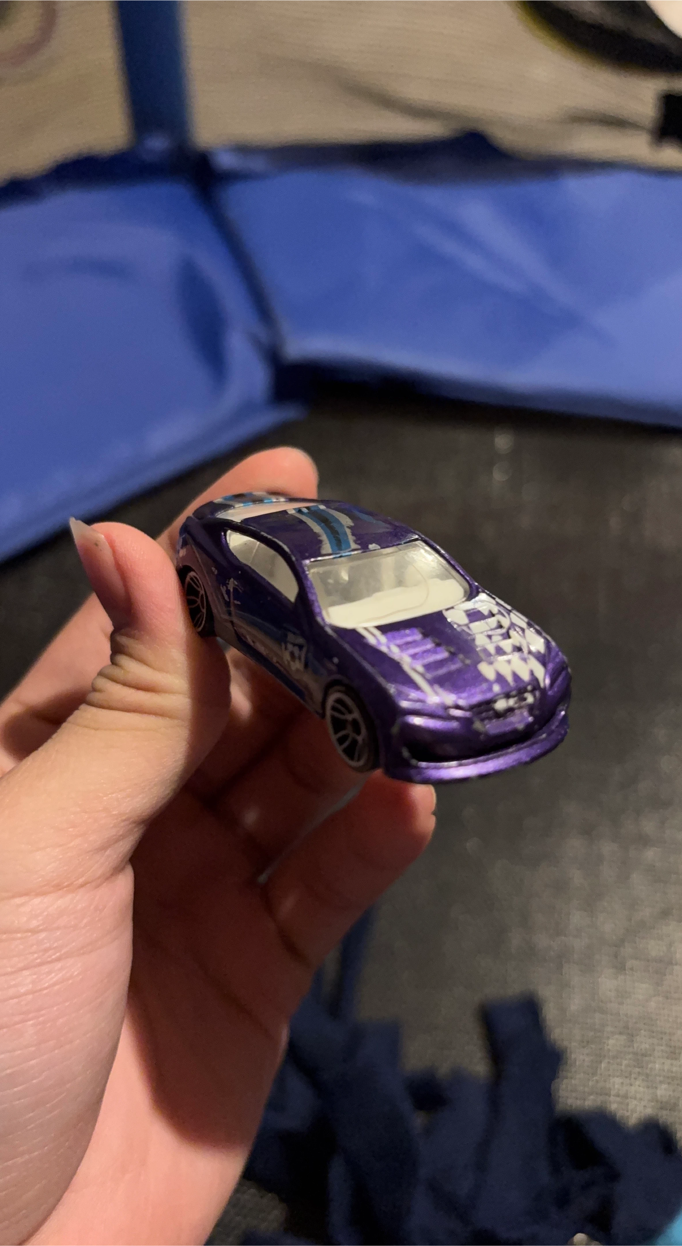 Hot Wheels Hyundai Genesis Coupe purple toy car