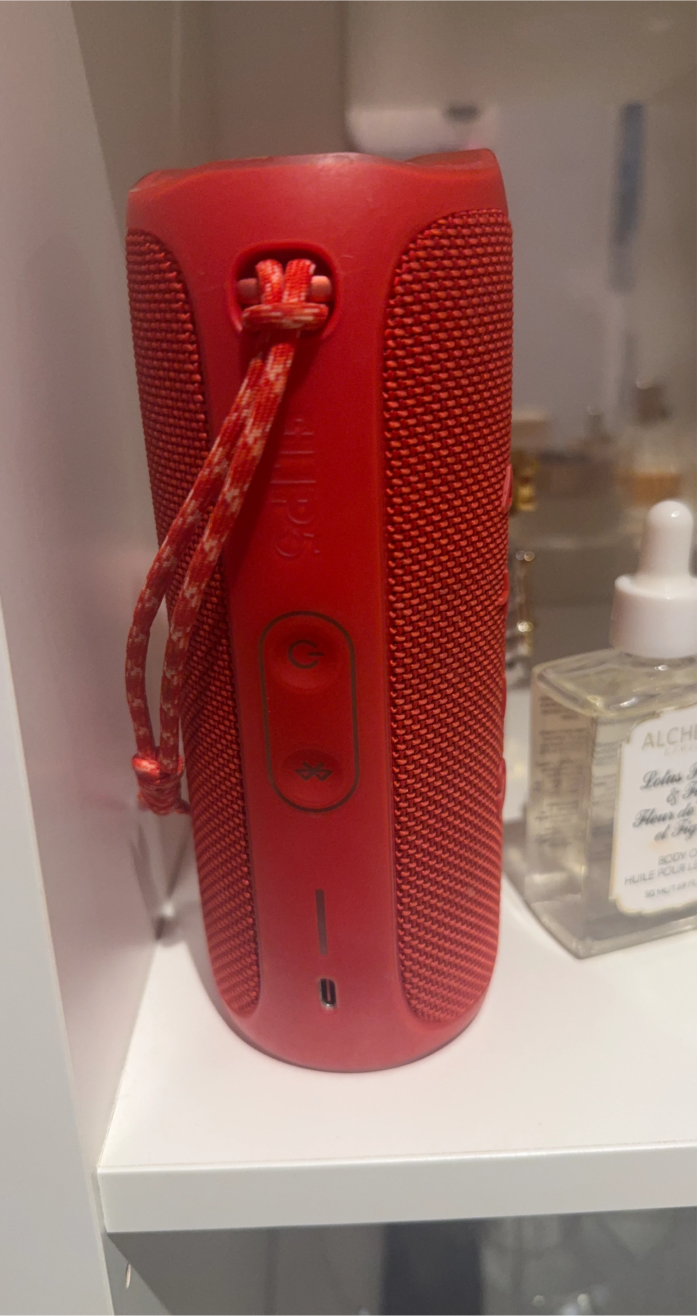 JBL Flip 5 Portable Waterproof Speaker - Red