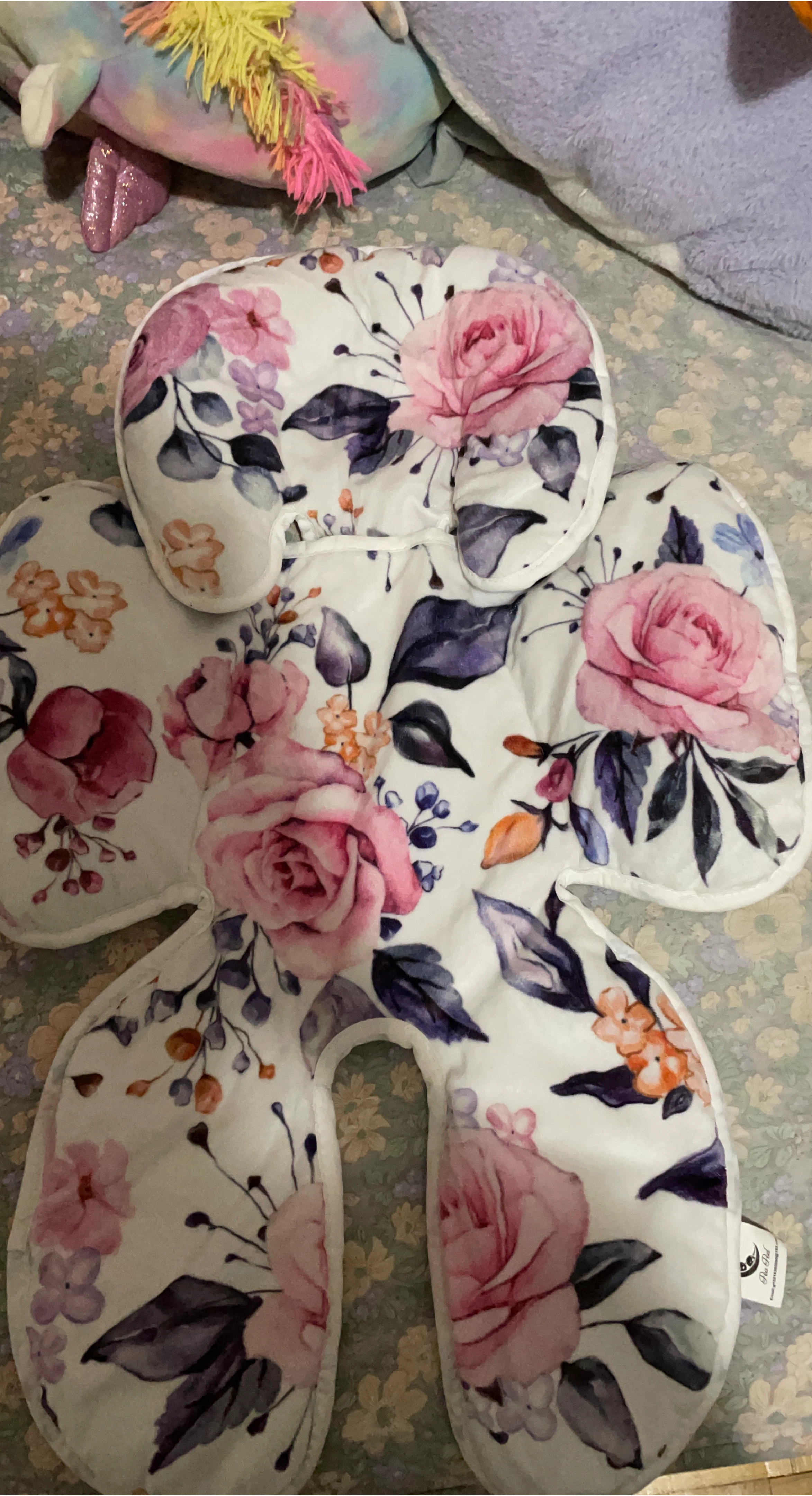 Baby stroller cushion with floral print