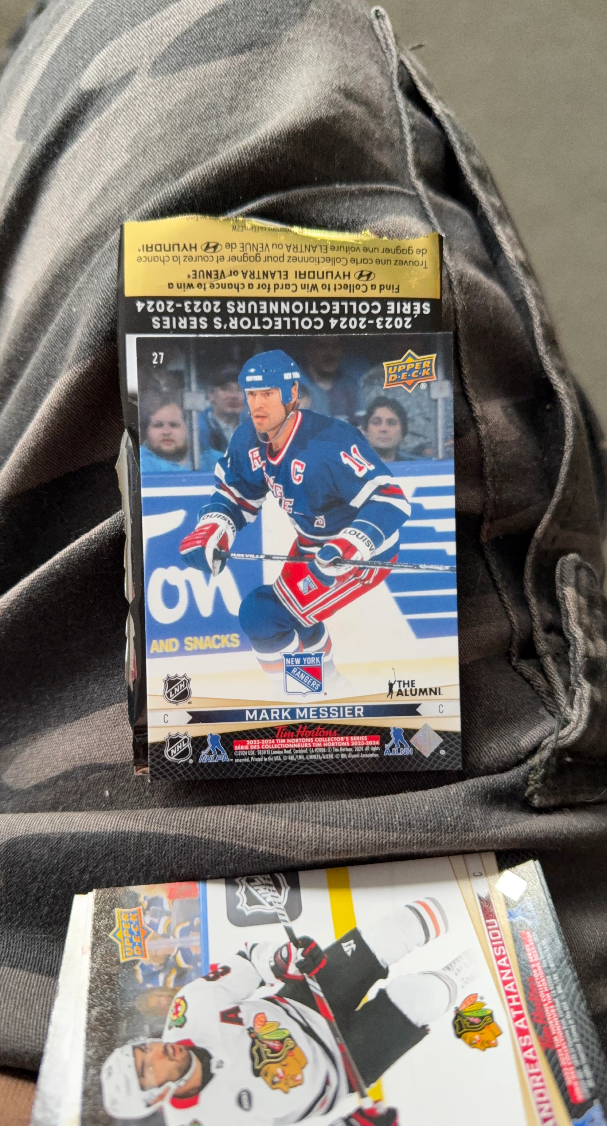 2023-2024 Tim Hortons Collector's Series Mark Messier