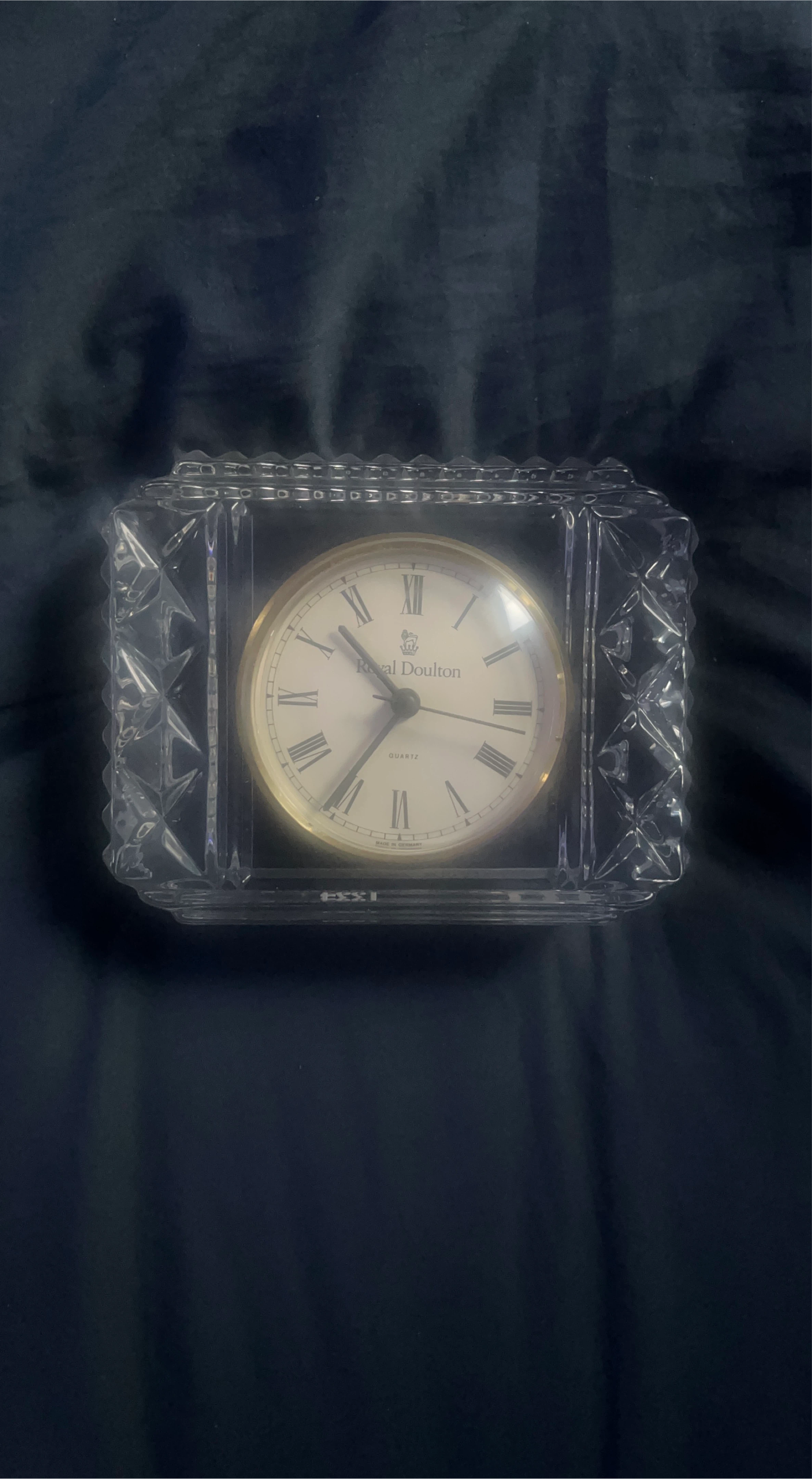 Royal Doulton Crystal Quartz Clock