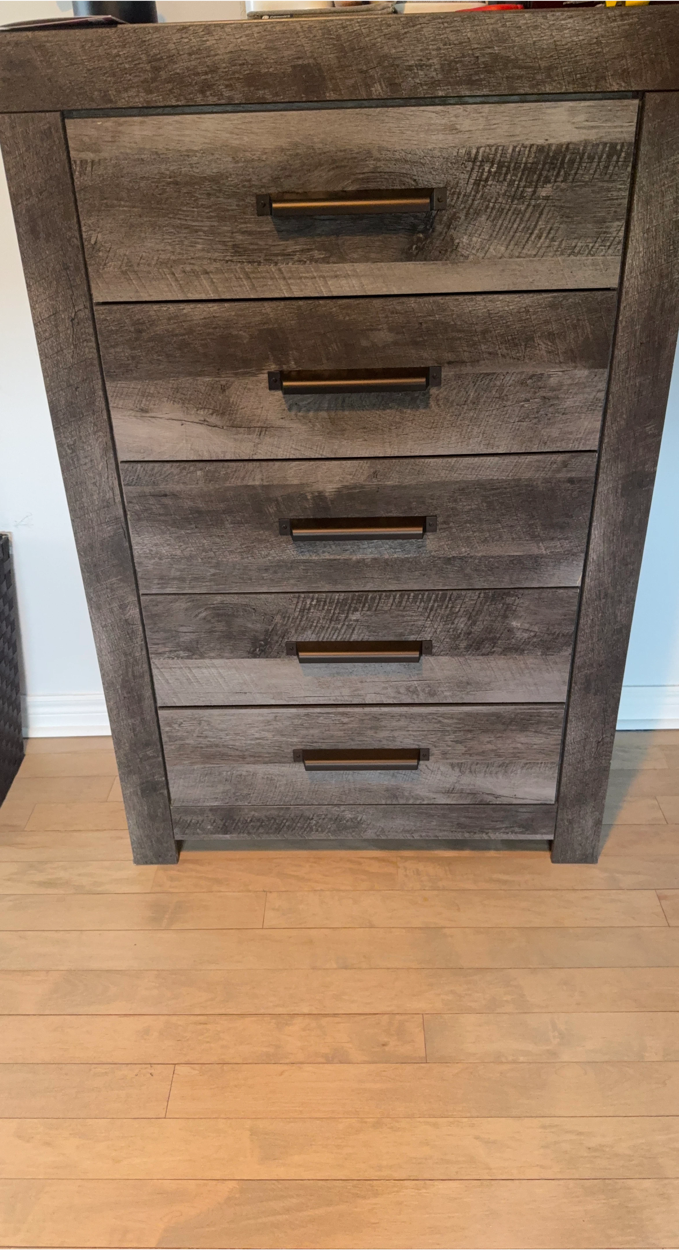 Rustic Wood Dresser with 5 Drawers