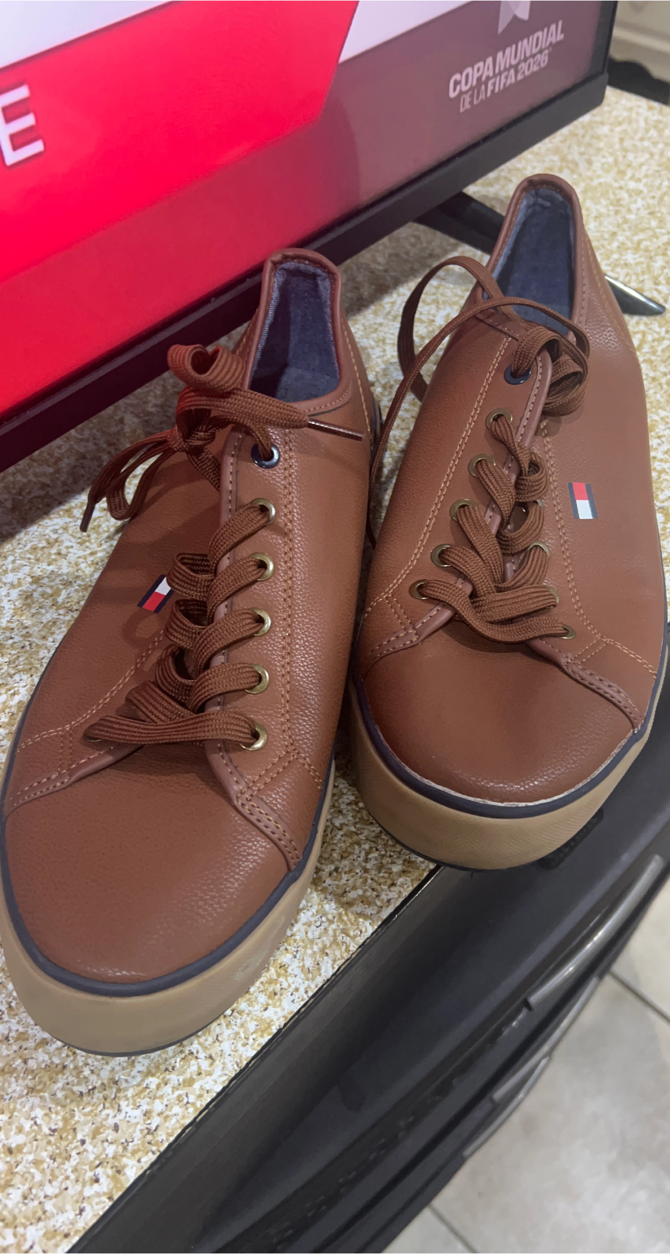 Tommy Hilfiger Men's Brown Leather Sneakers