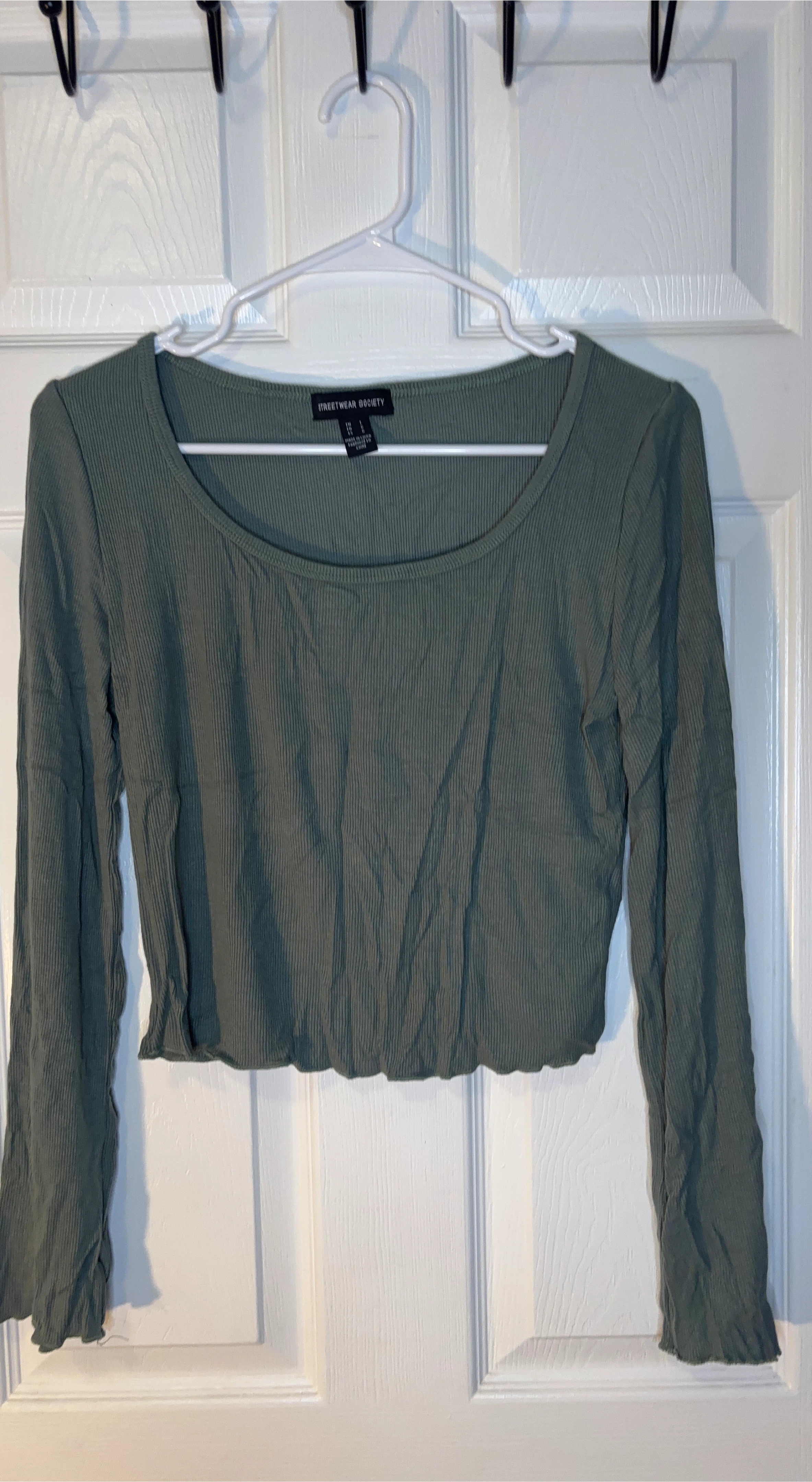 Streetwear Society Green Ribbed Long Sleeve Crop Top Size S