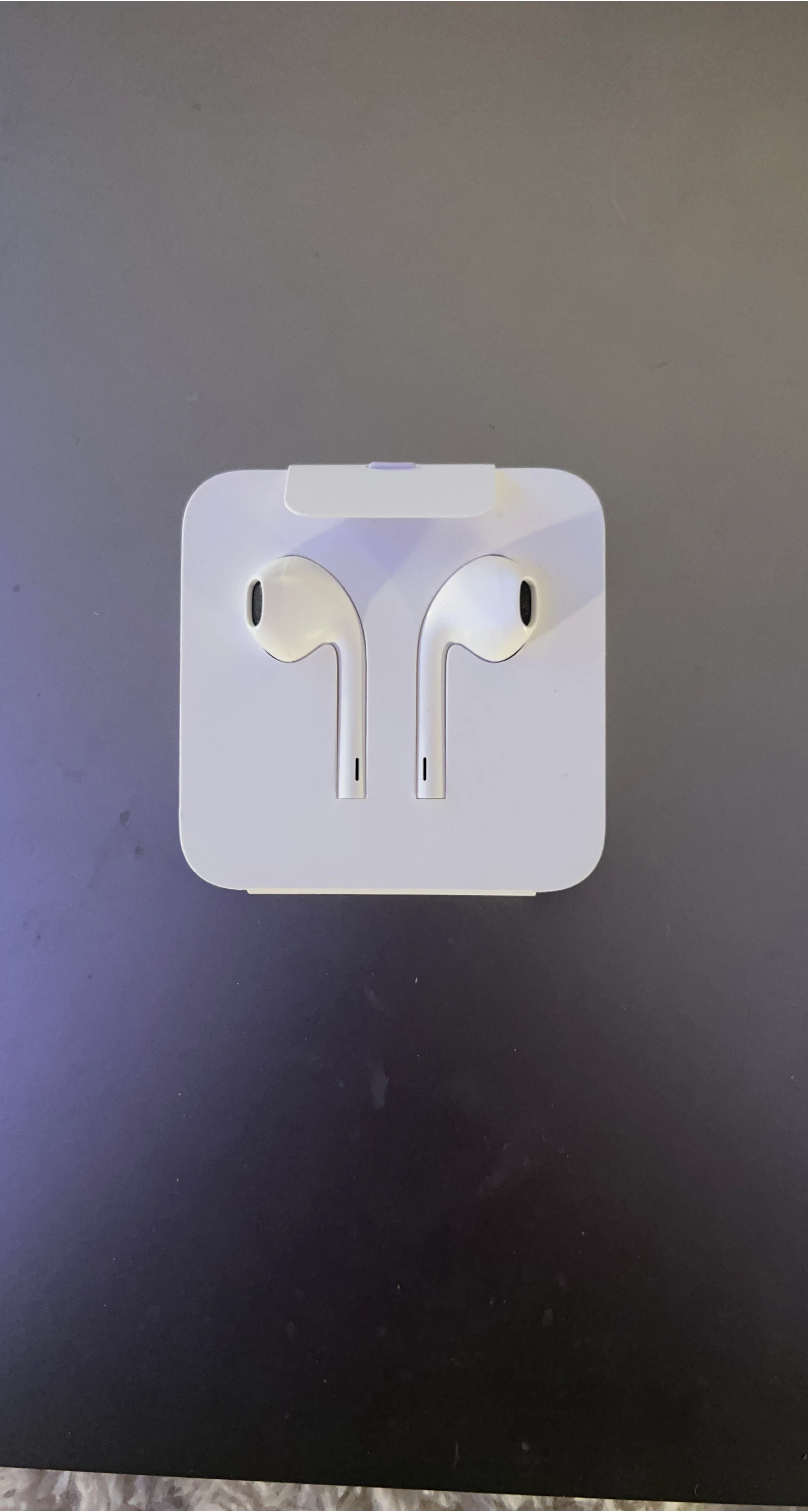 Apple EarPods with Lightning Connector