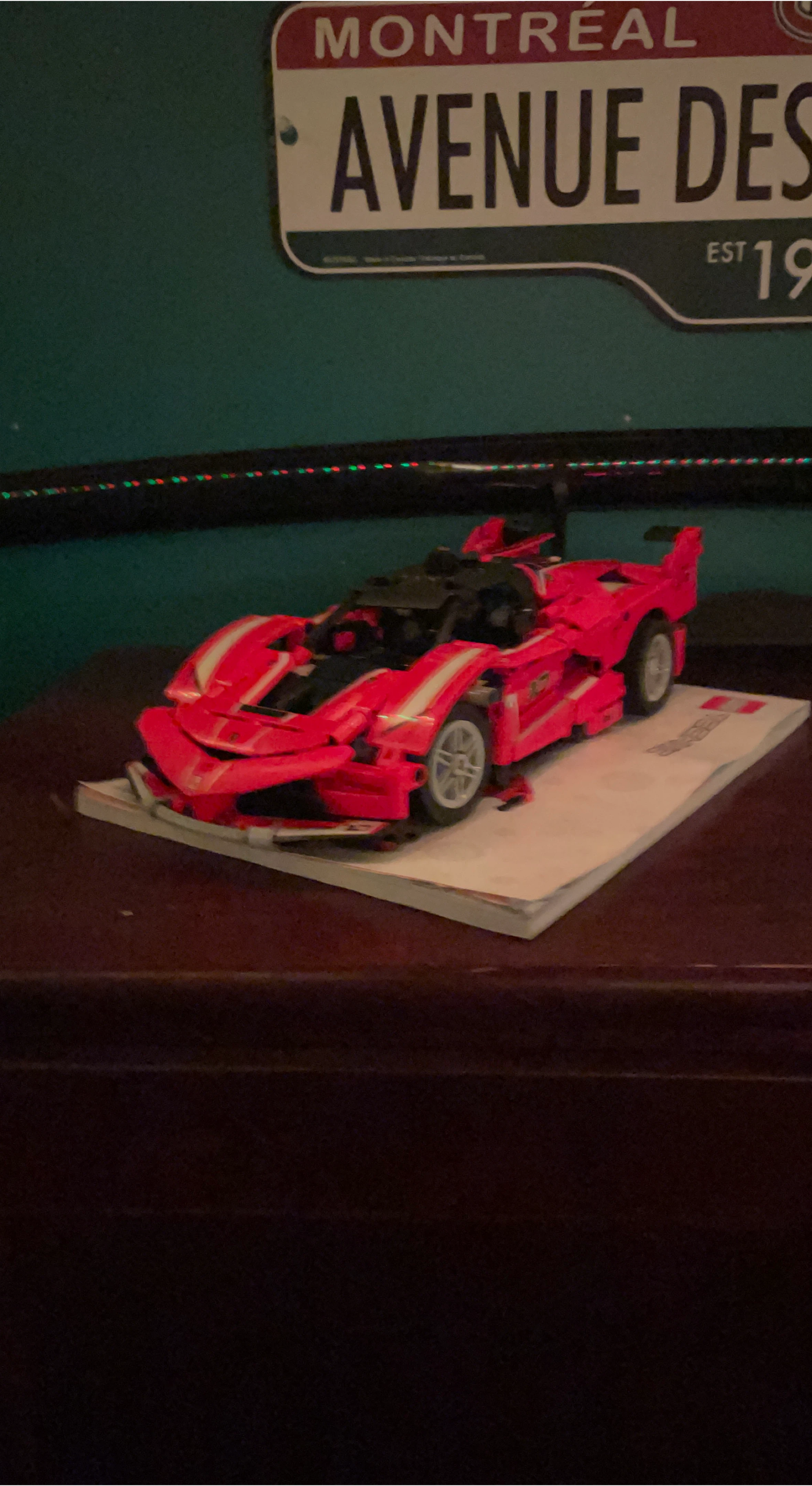 LEGO Technic Ferrari Daytona SP3 (42143) - Like New!