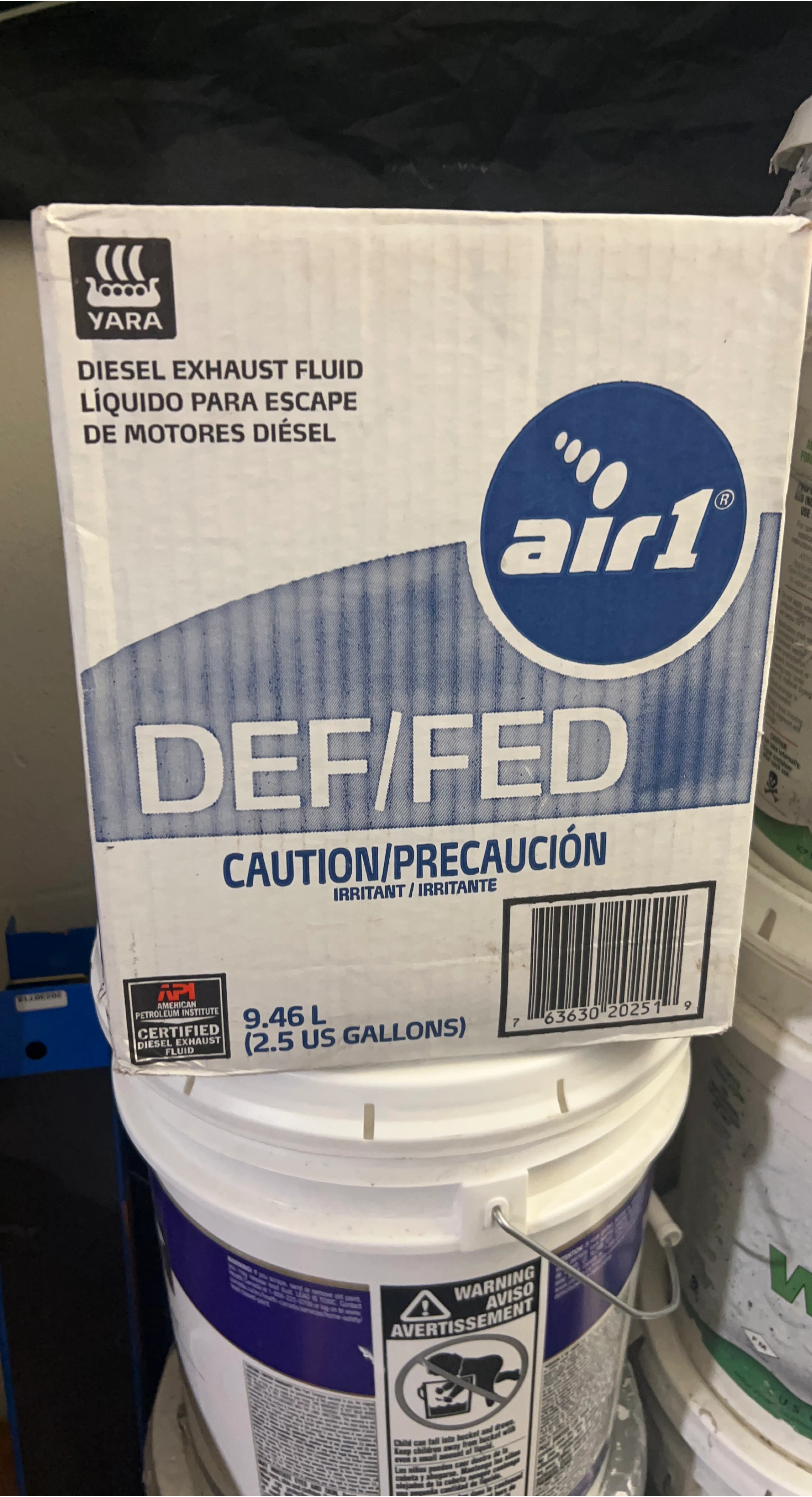 YARA Air 1 Diesel Exhaust Fluid - 9.46 L
