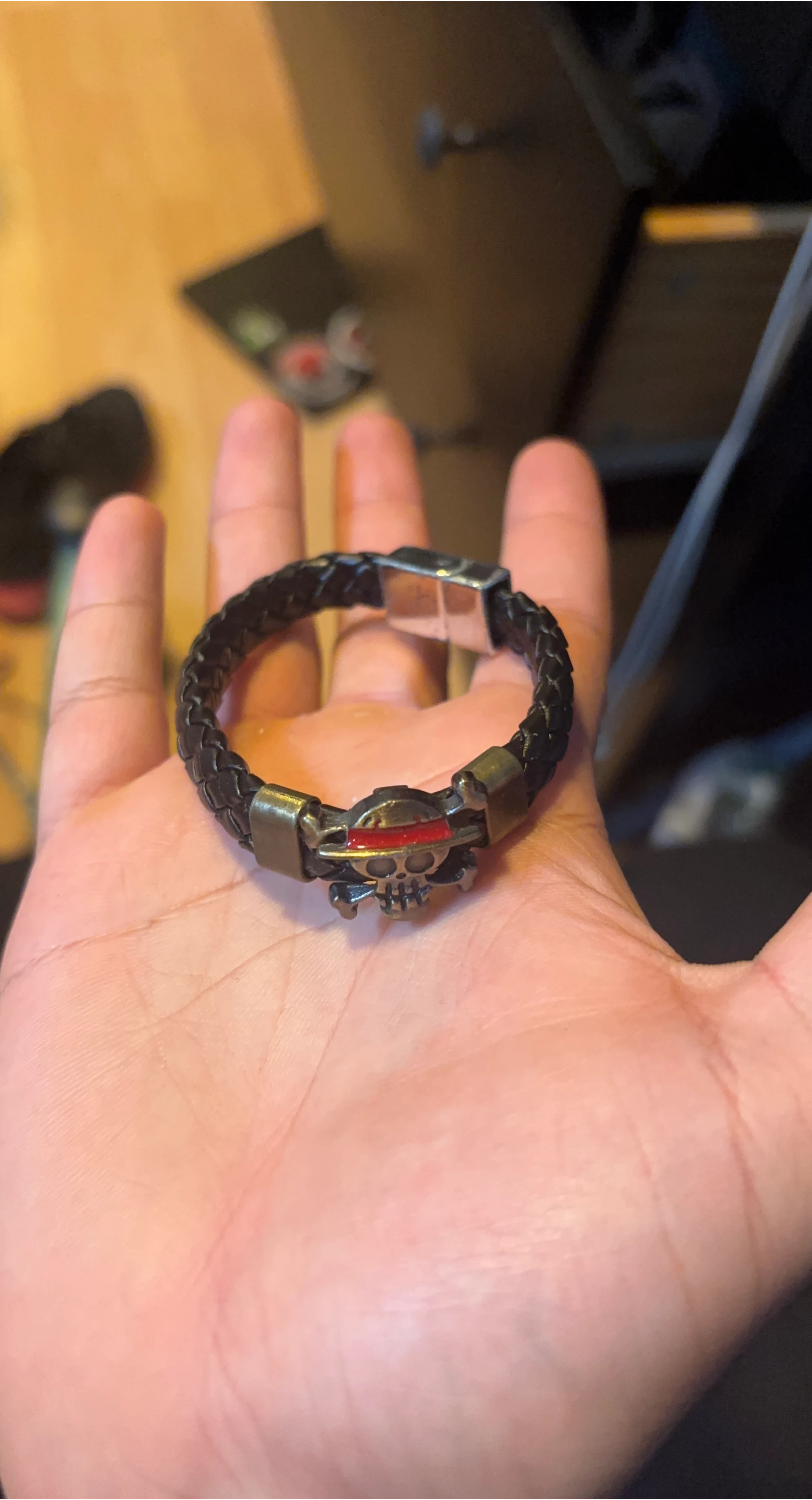 One piece bracelet