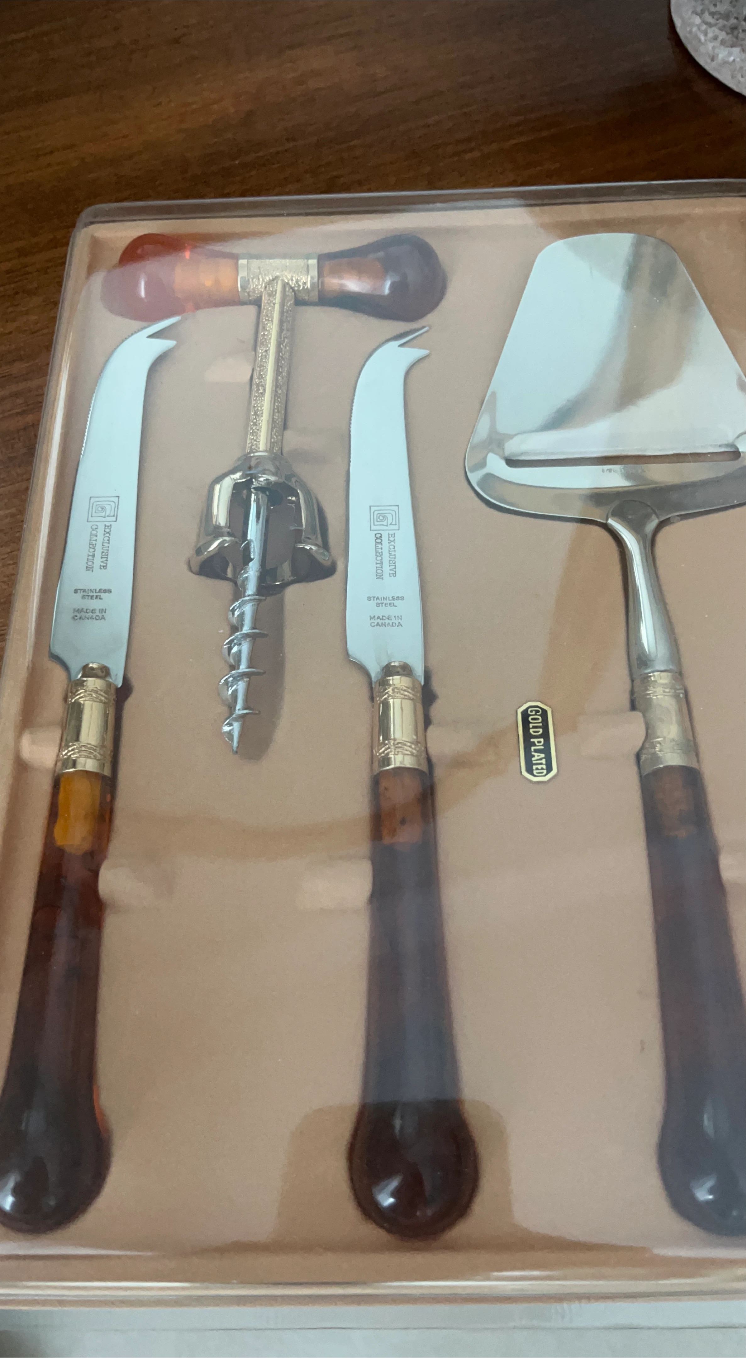 Exclusive Collection Cheese Knife Set with Corkscrew