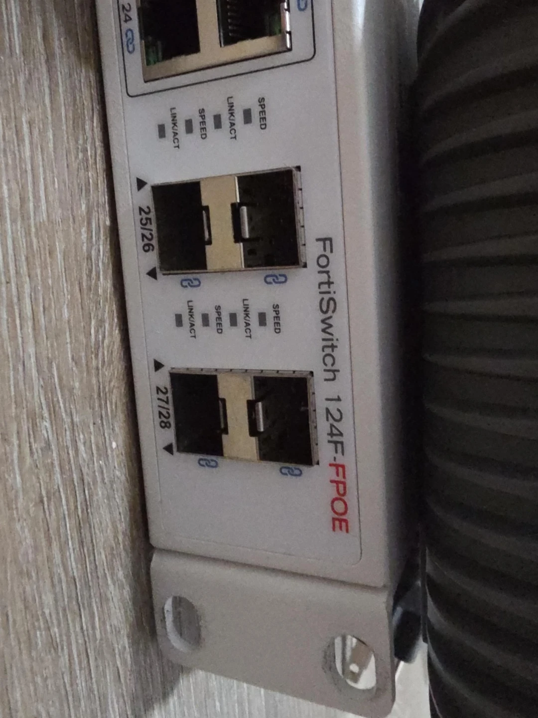 FortiSwitch 124F-FPOE Network Switch
