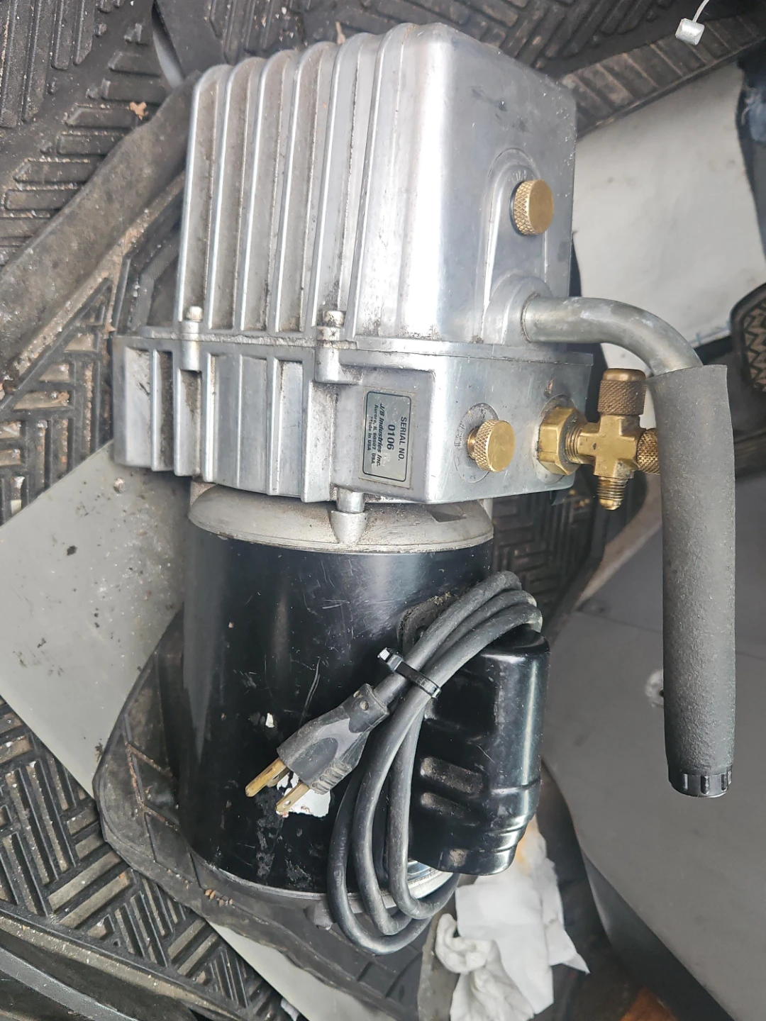 J/B Industries Inc. Vacuum Pump