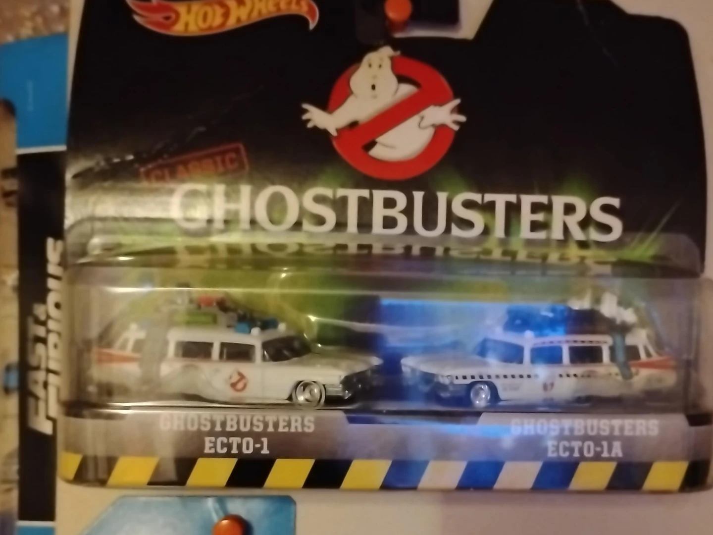 Hot Wheels Ghostbusters ECTO-1 and ECTO-1A 2-Pack