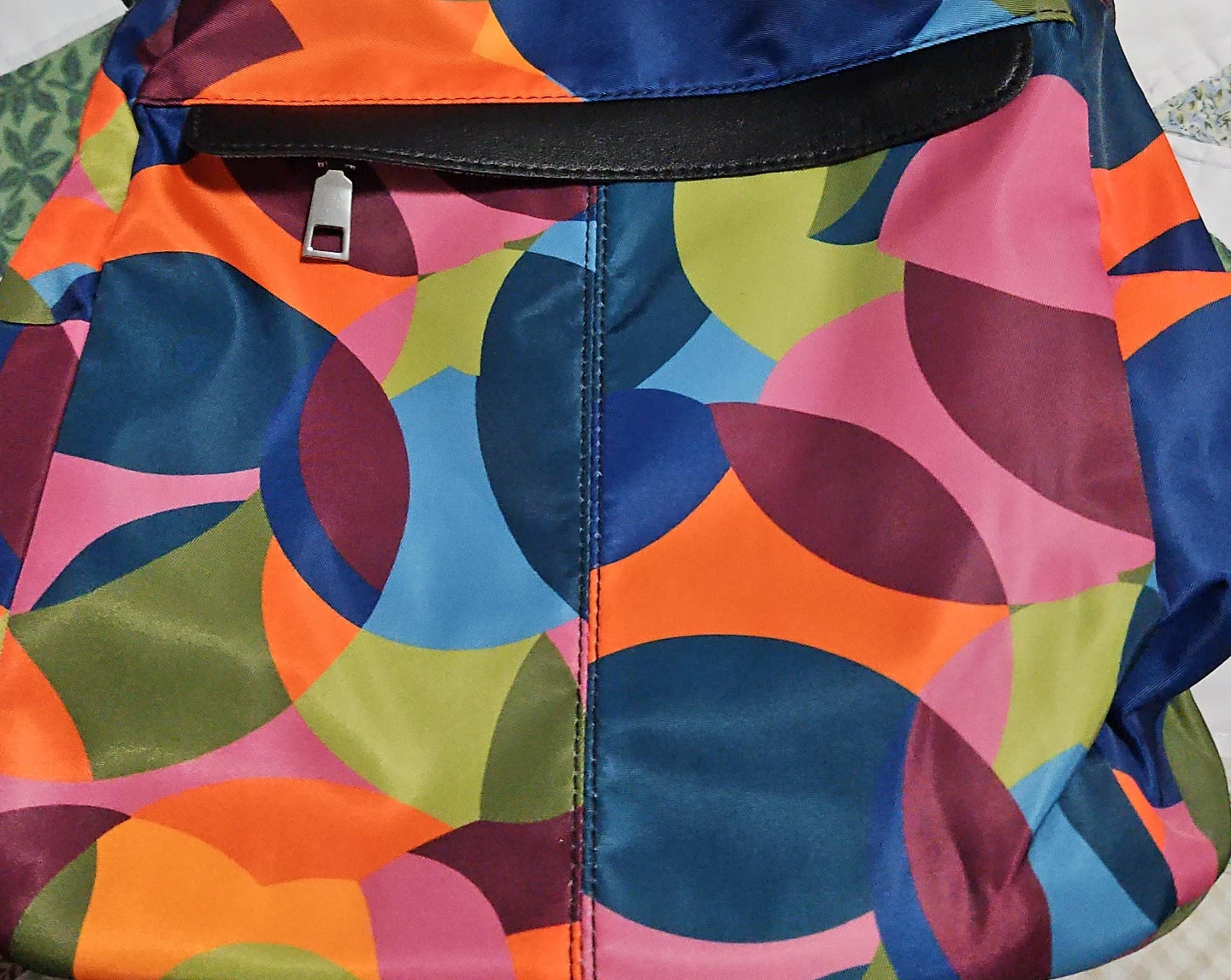 🌱Colourful Geometric Print Backpack