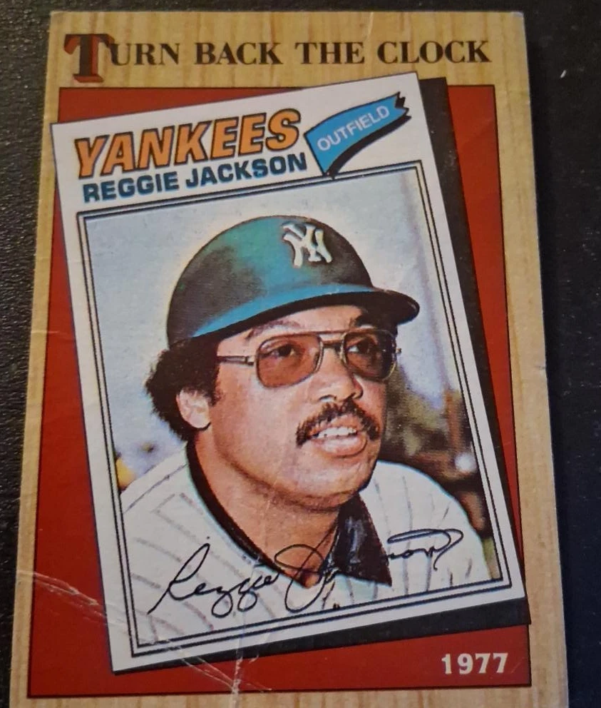 Reggie Jackson Yankees Baseball Card 1977