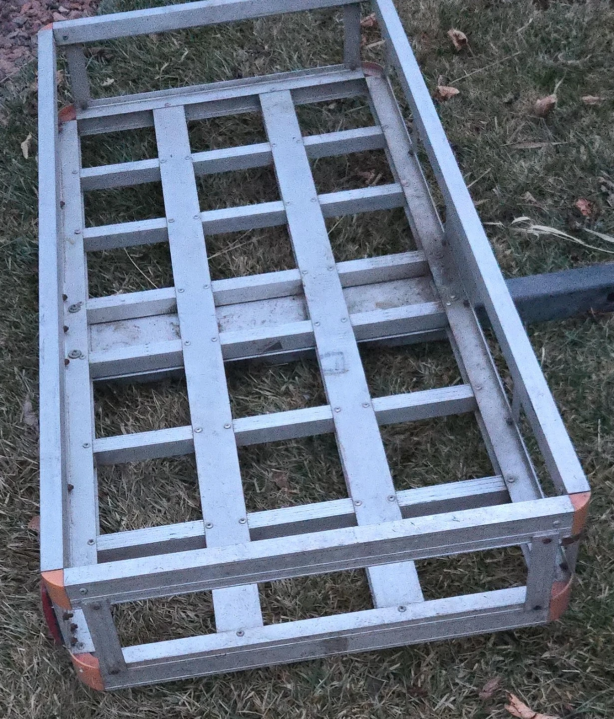 Aluminum Hitch Cargo Carrier
