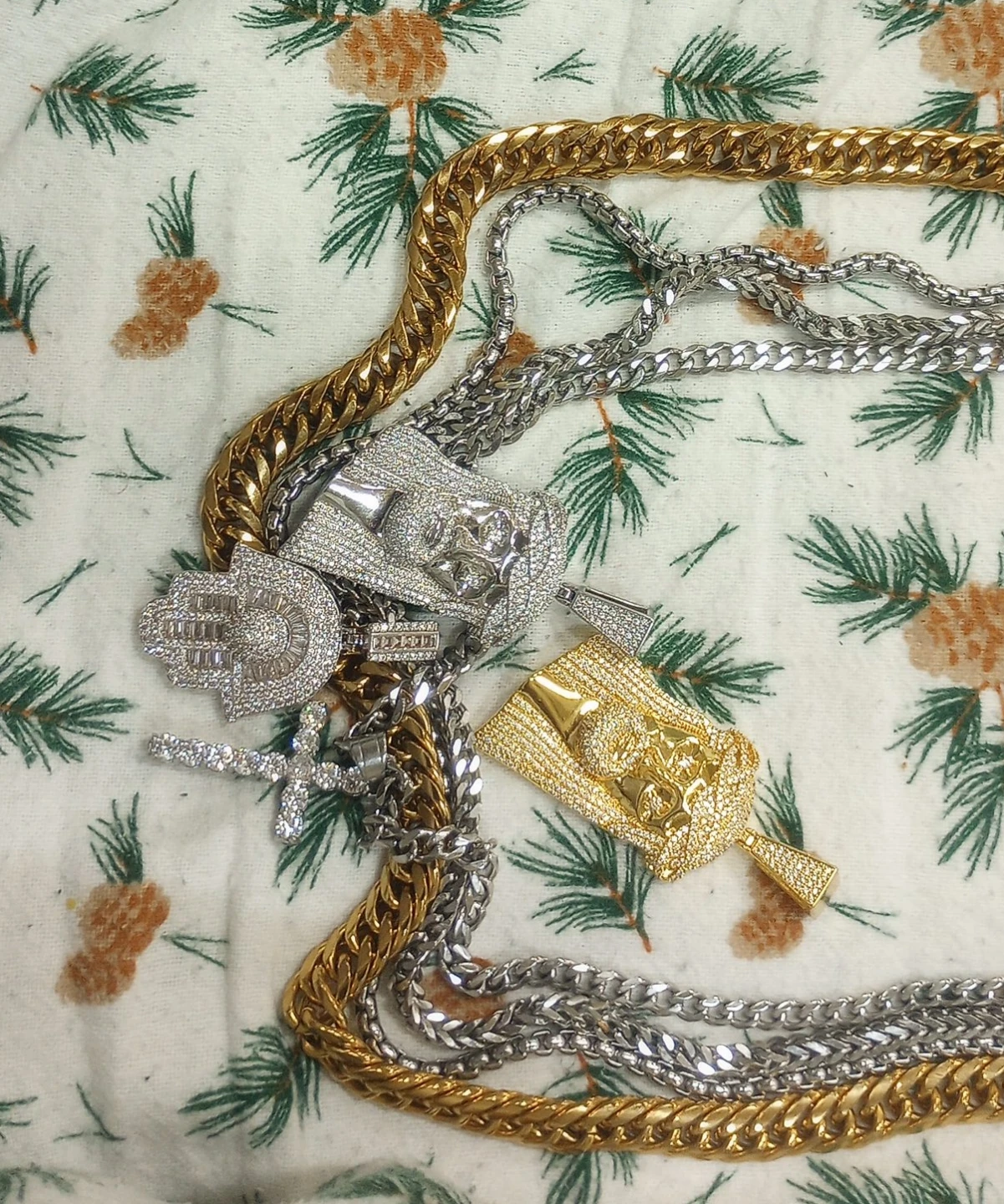 Jewelry Set: 2 Gold pieces & 6 Silver Pieces