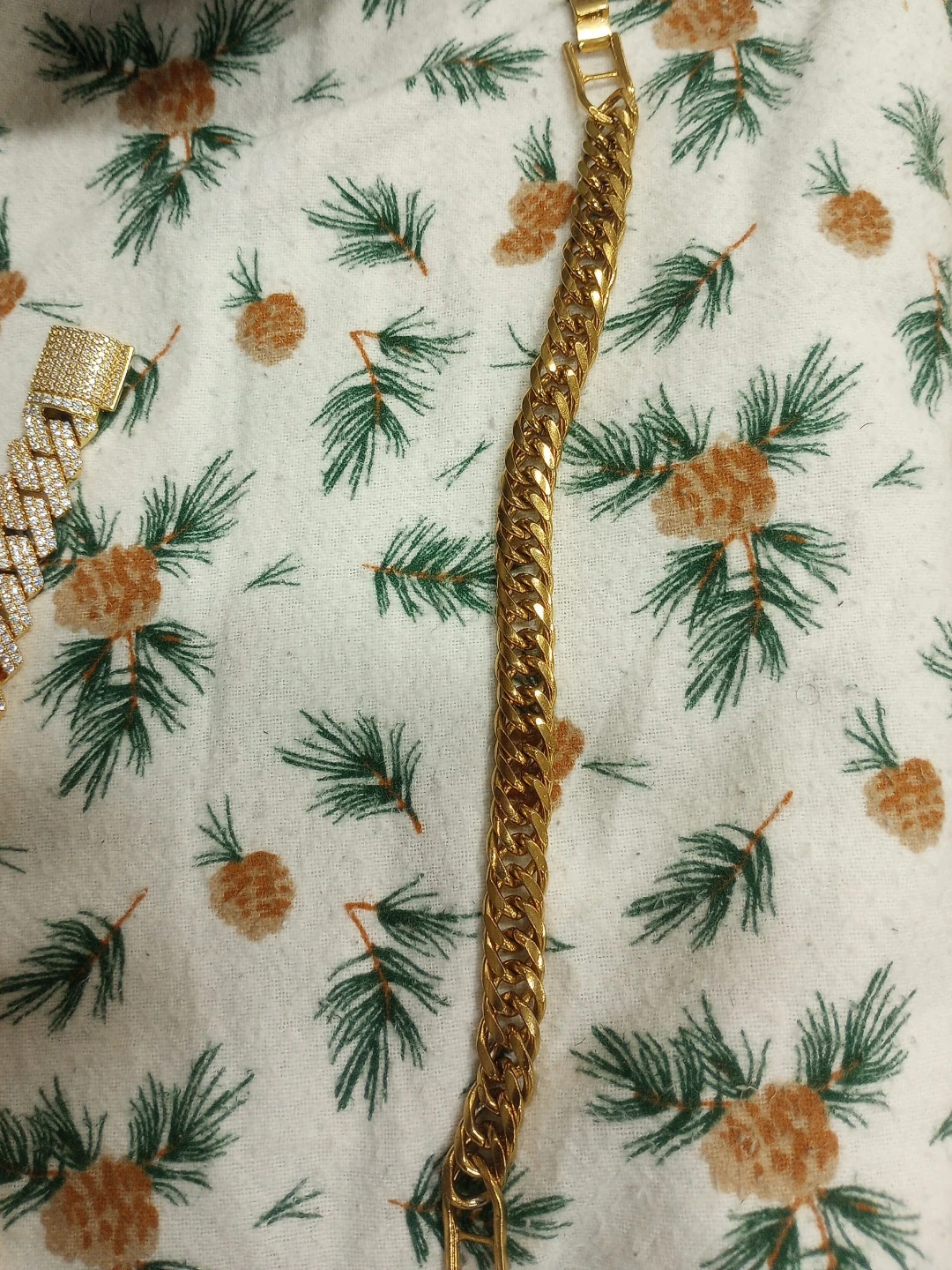 Gold 14K Cuban Link Bracelet
