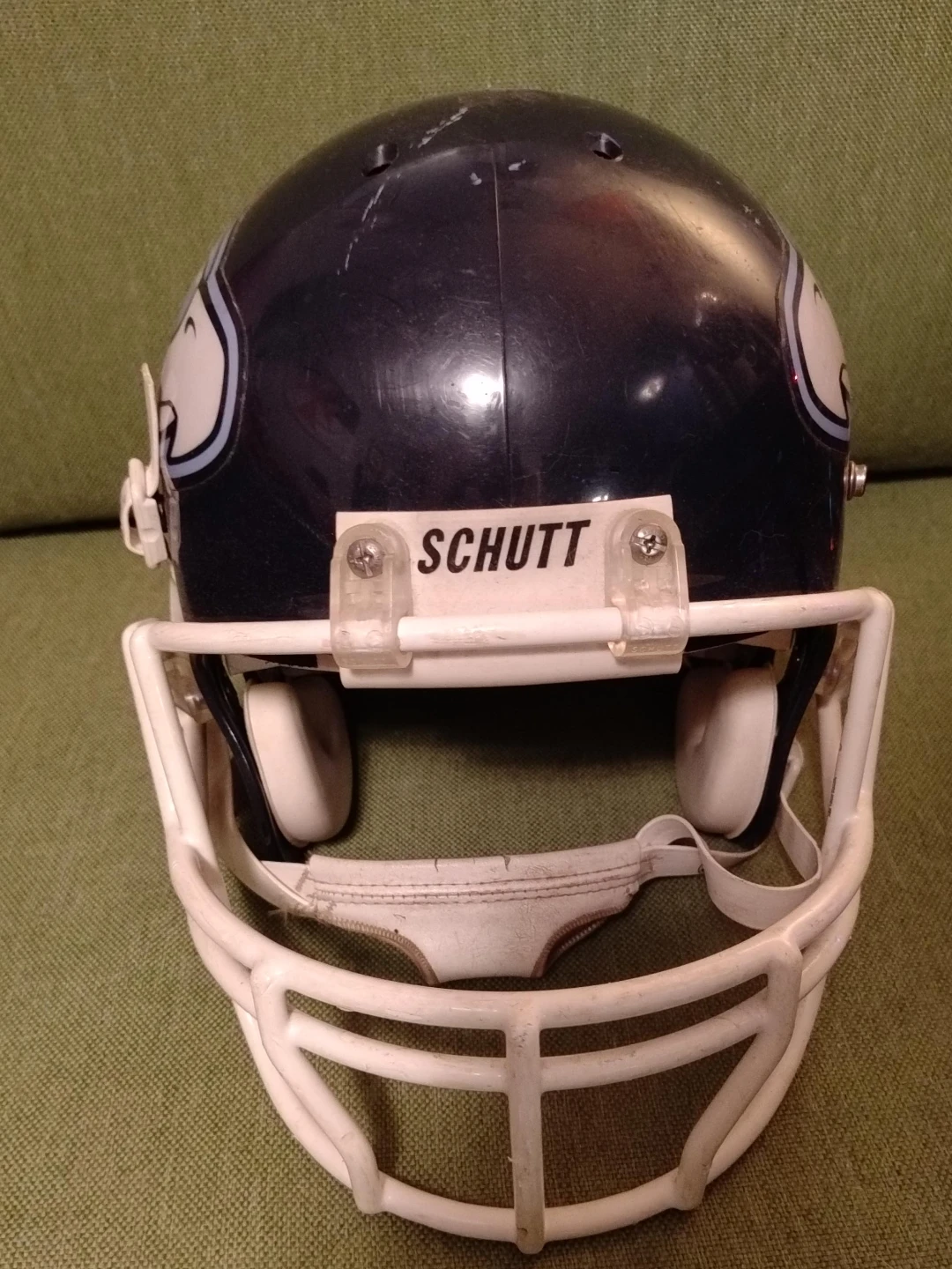 Schutt Football Helmet - Medium