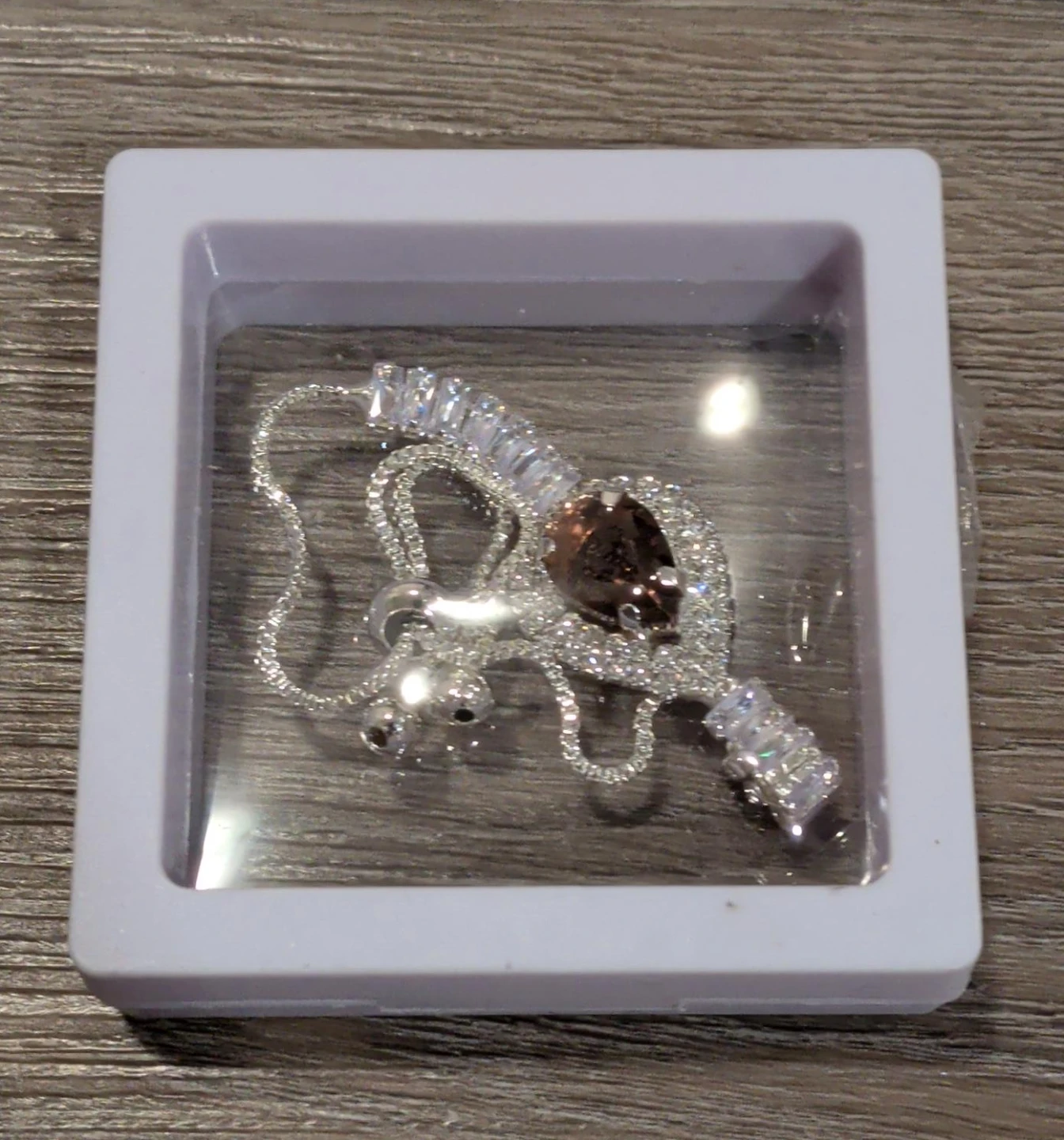 Sparkling Pendant Necklace