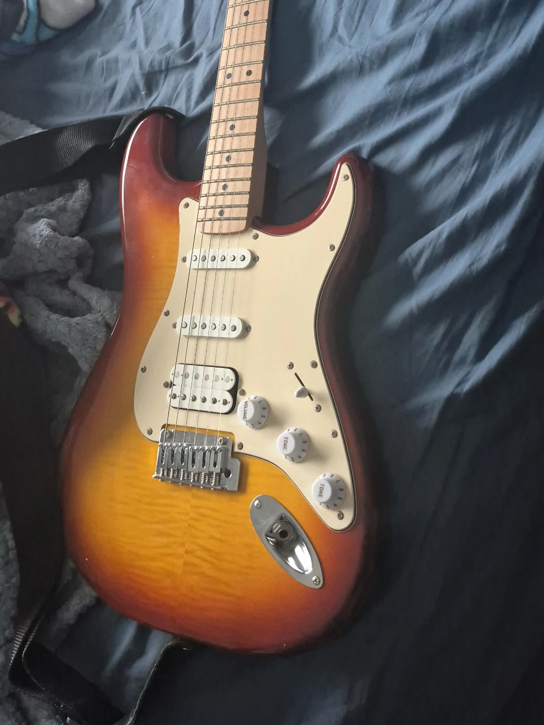 Electric guitar