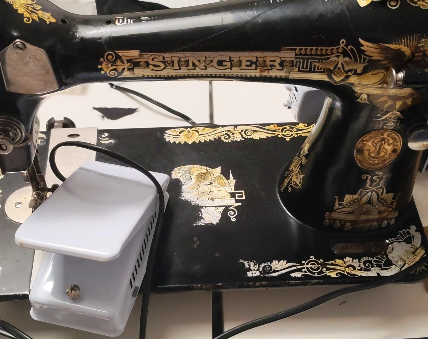 Vintage Singer Sewing Machine