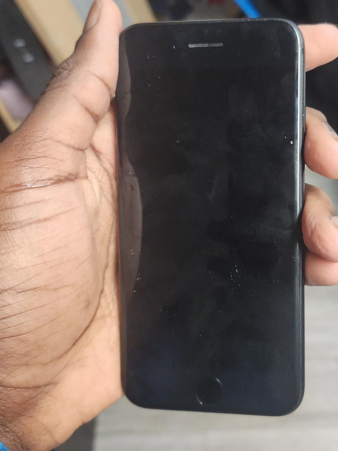 Black iPhone 7