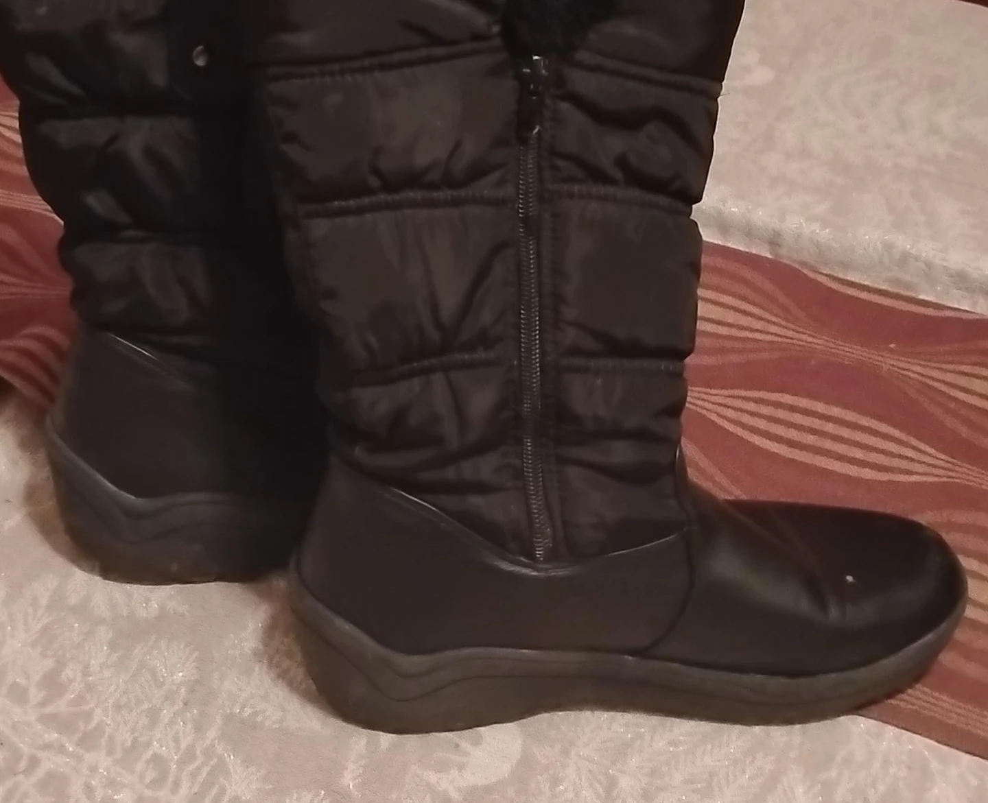 Black Puffer Winter Boots - Size 6