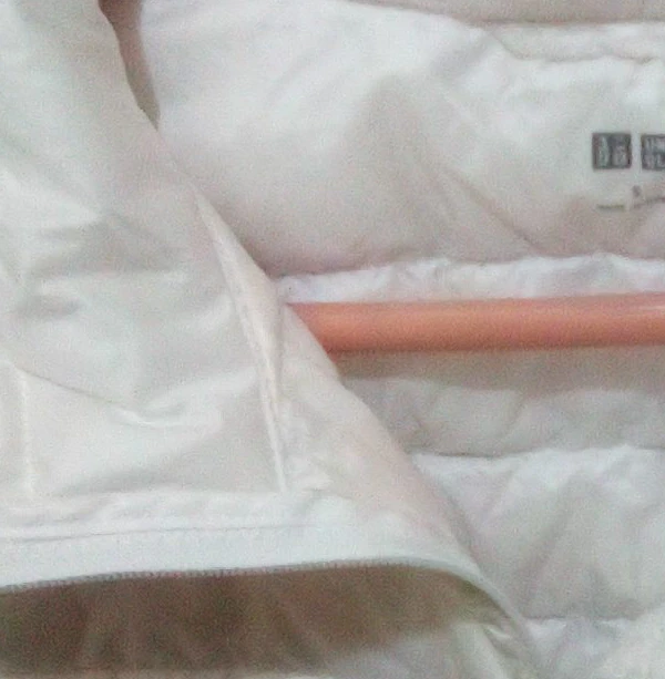 Uniqlo White Hooded Puffer Vest